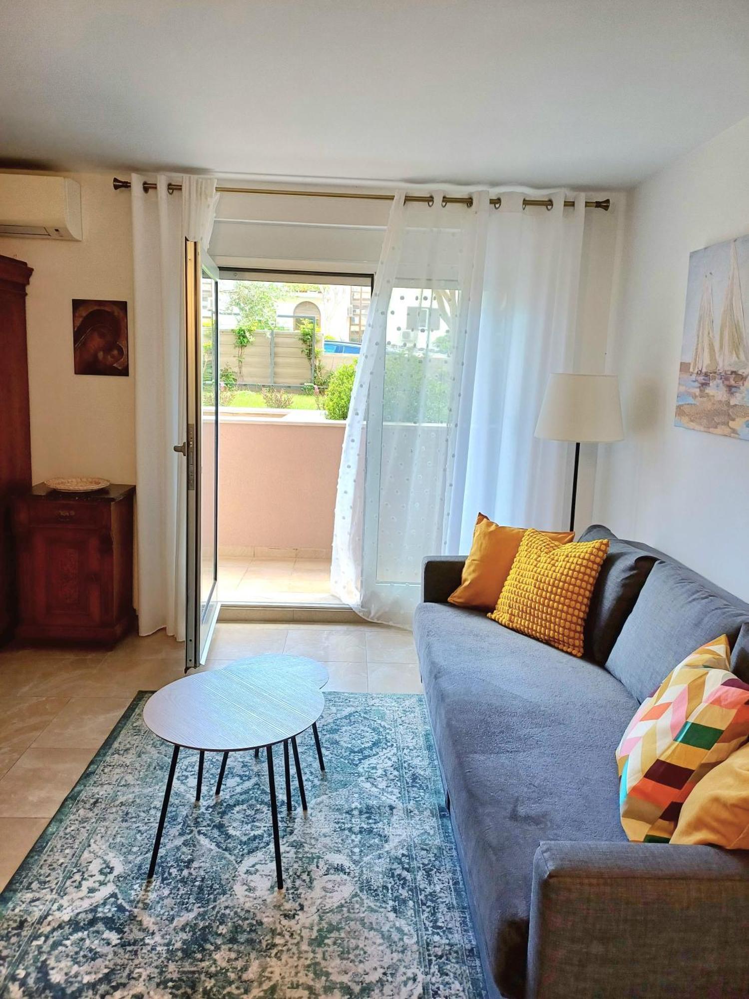 Zenta With Free Private Parking Appartement Split