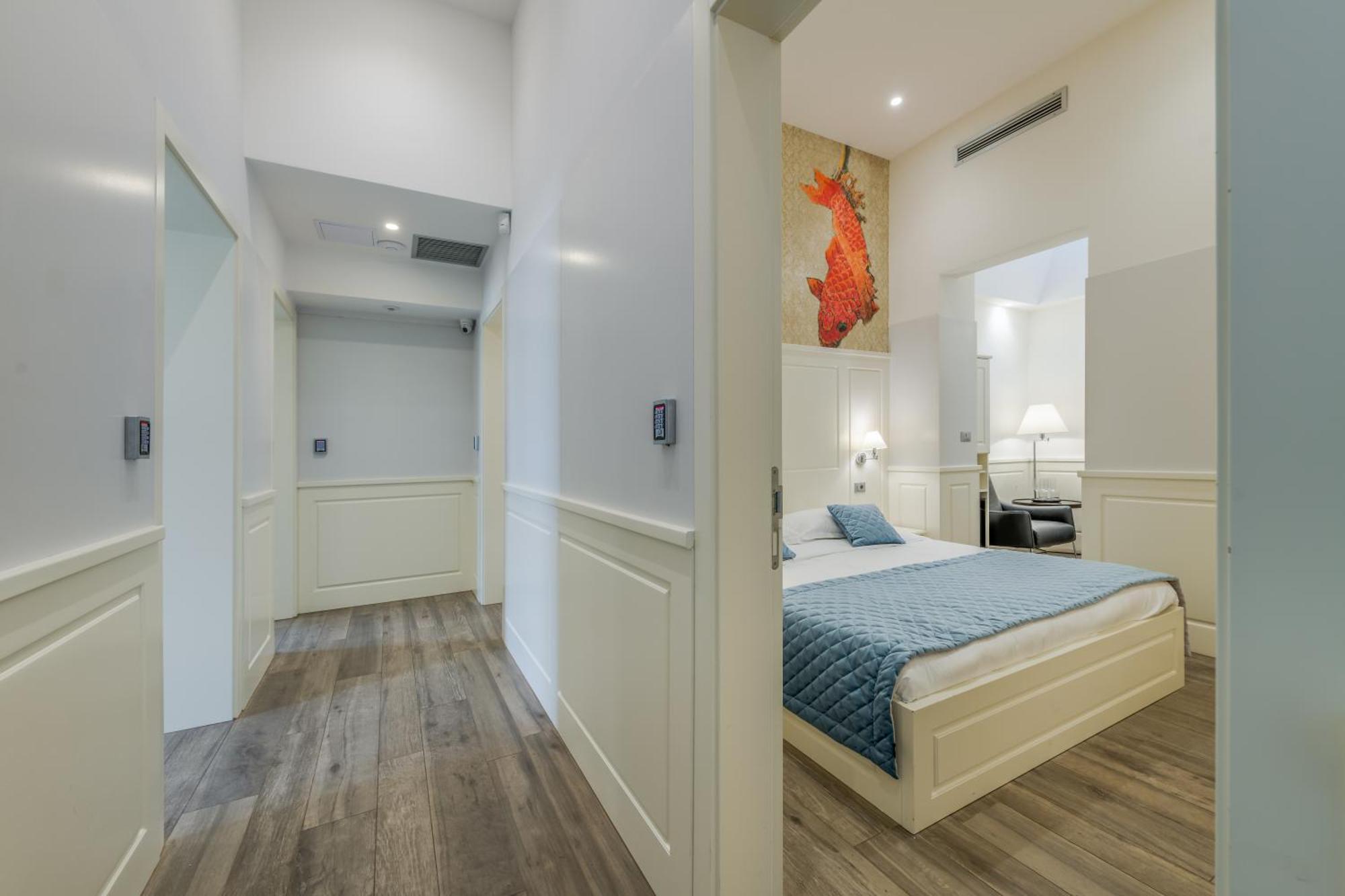 Roko Luxury Split
