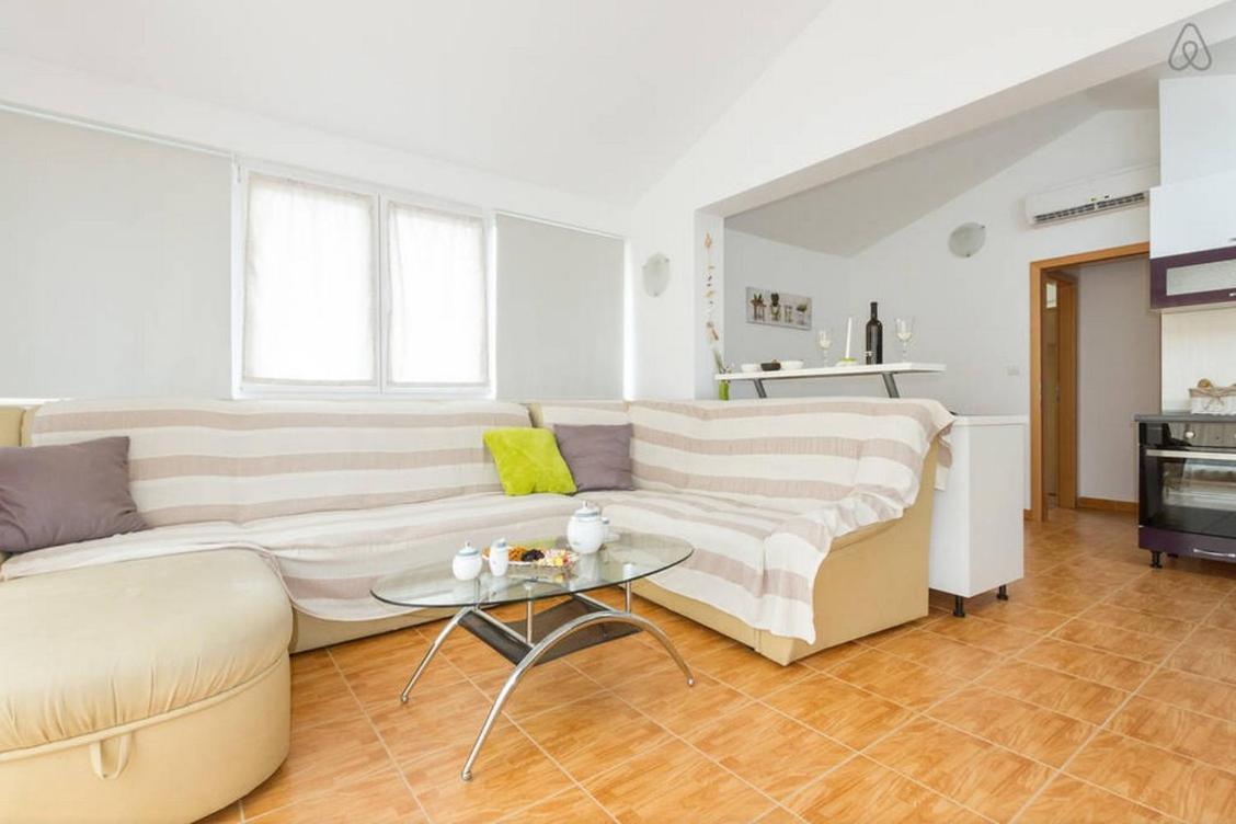 House * Split