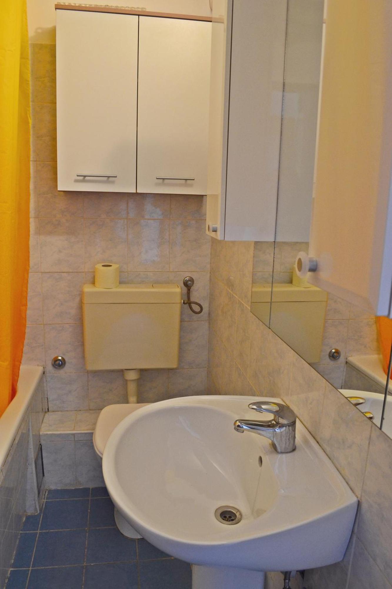 House Apartment Split