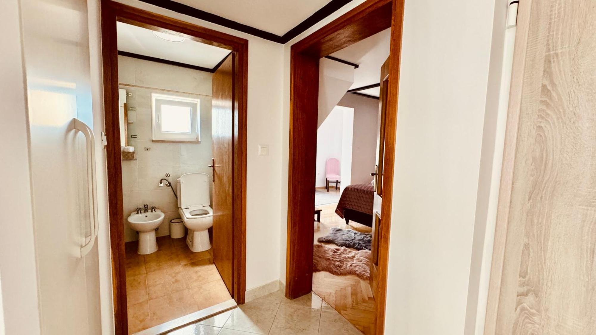 Penthouse Lapis Apartment
