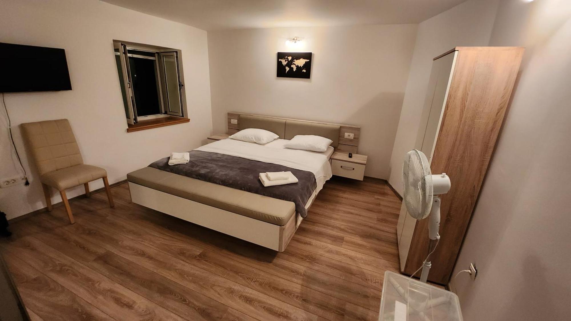 Apartman Live In