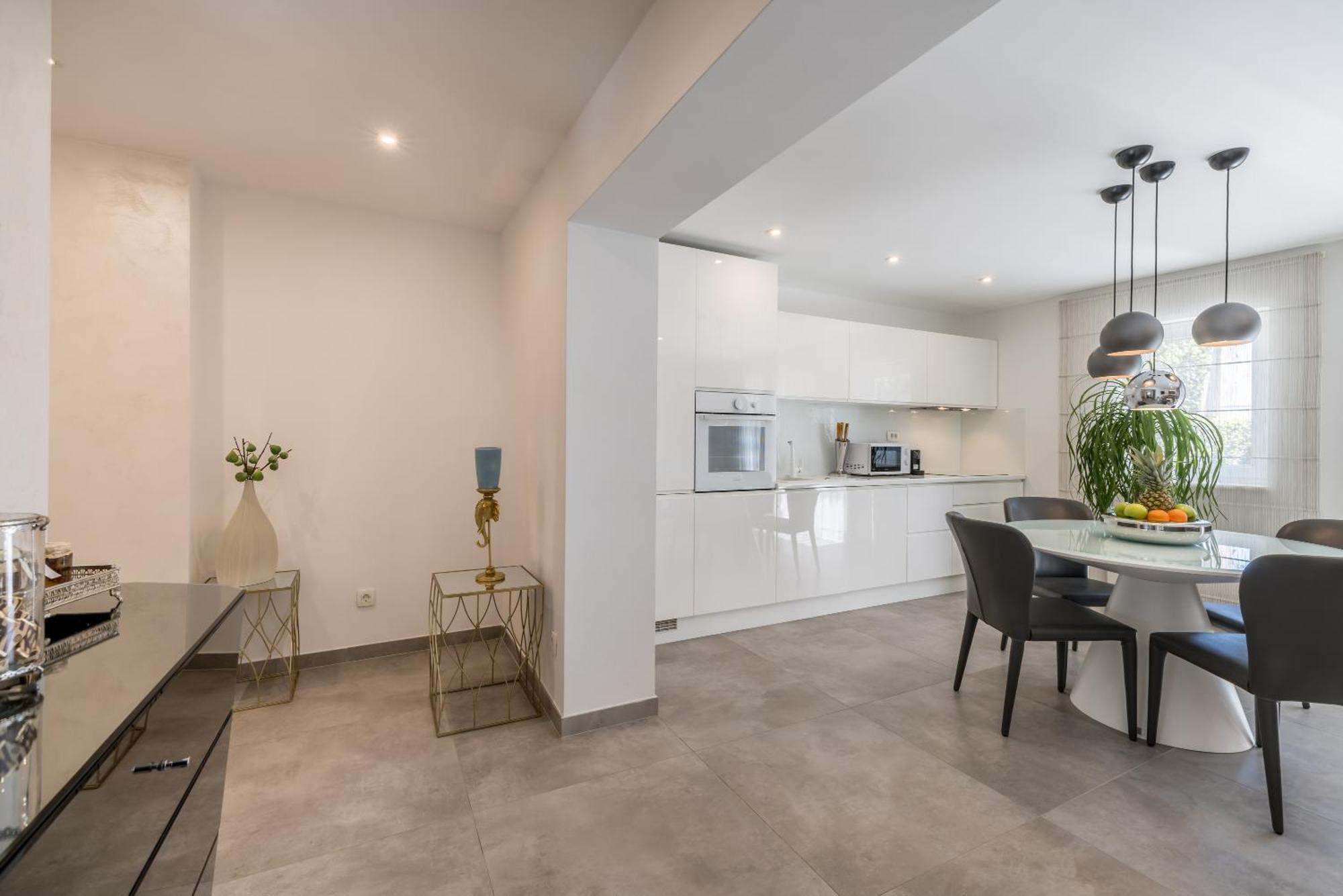 Luxury Anna Apartment