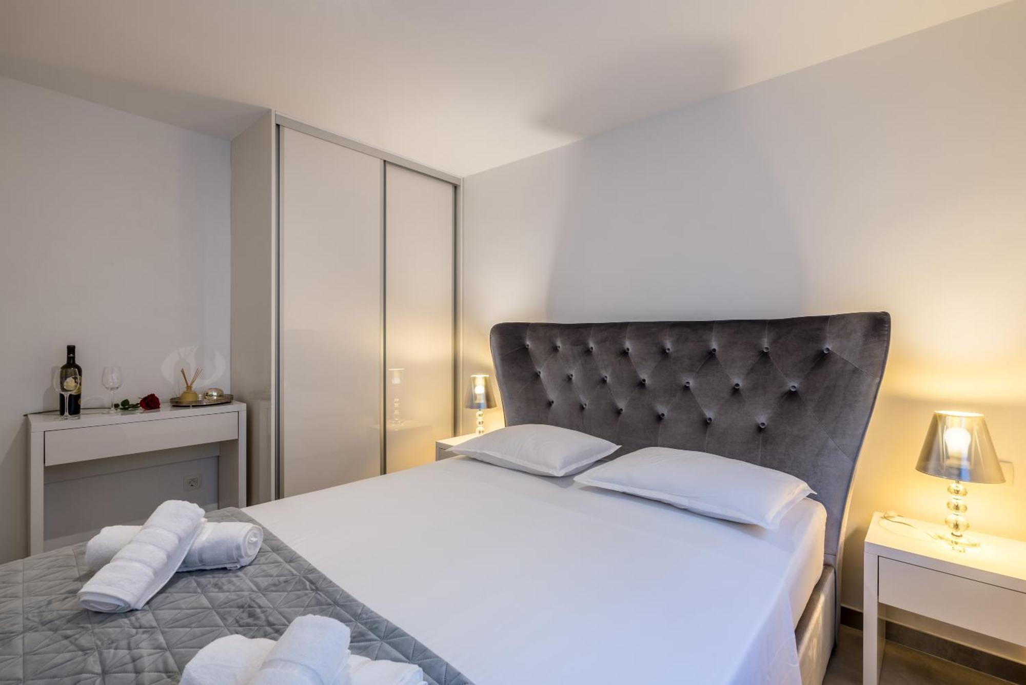 Luxury Anna Apartment *