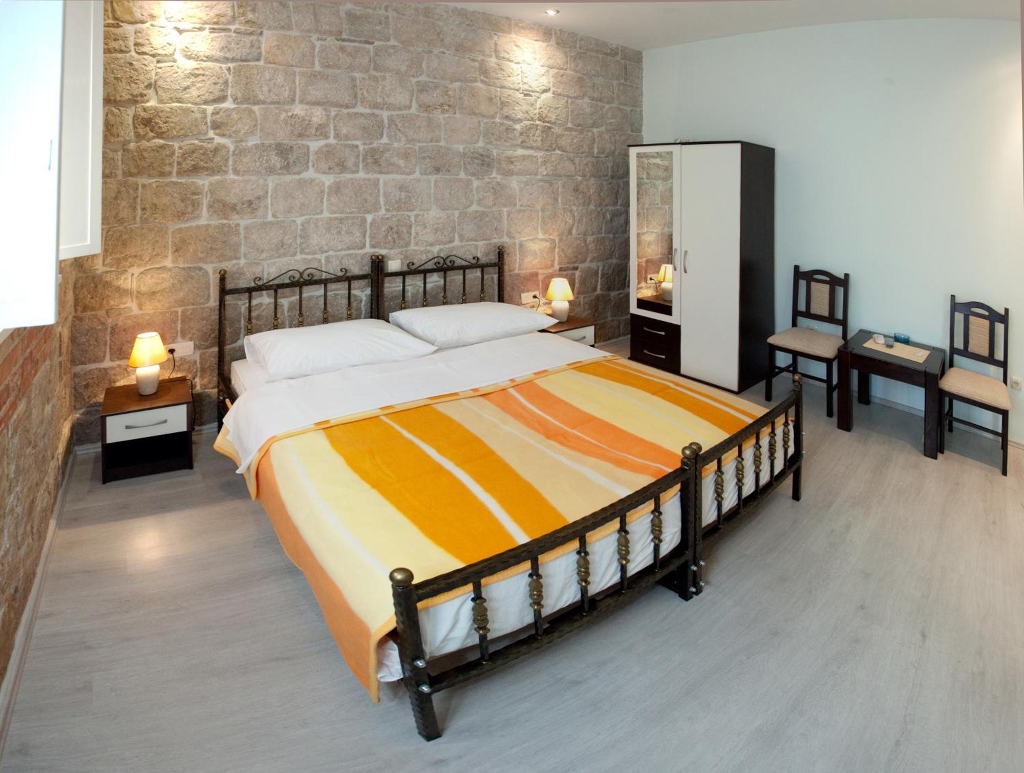 Apartment Galic *