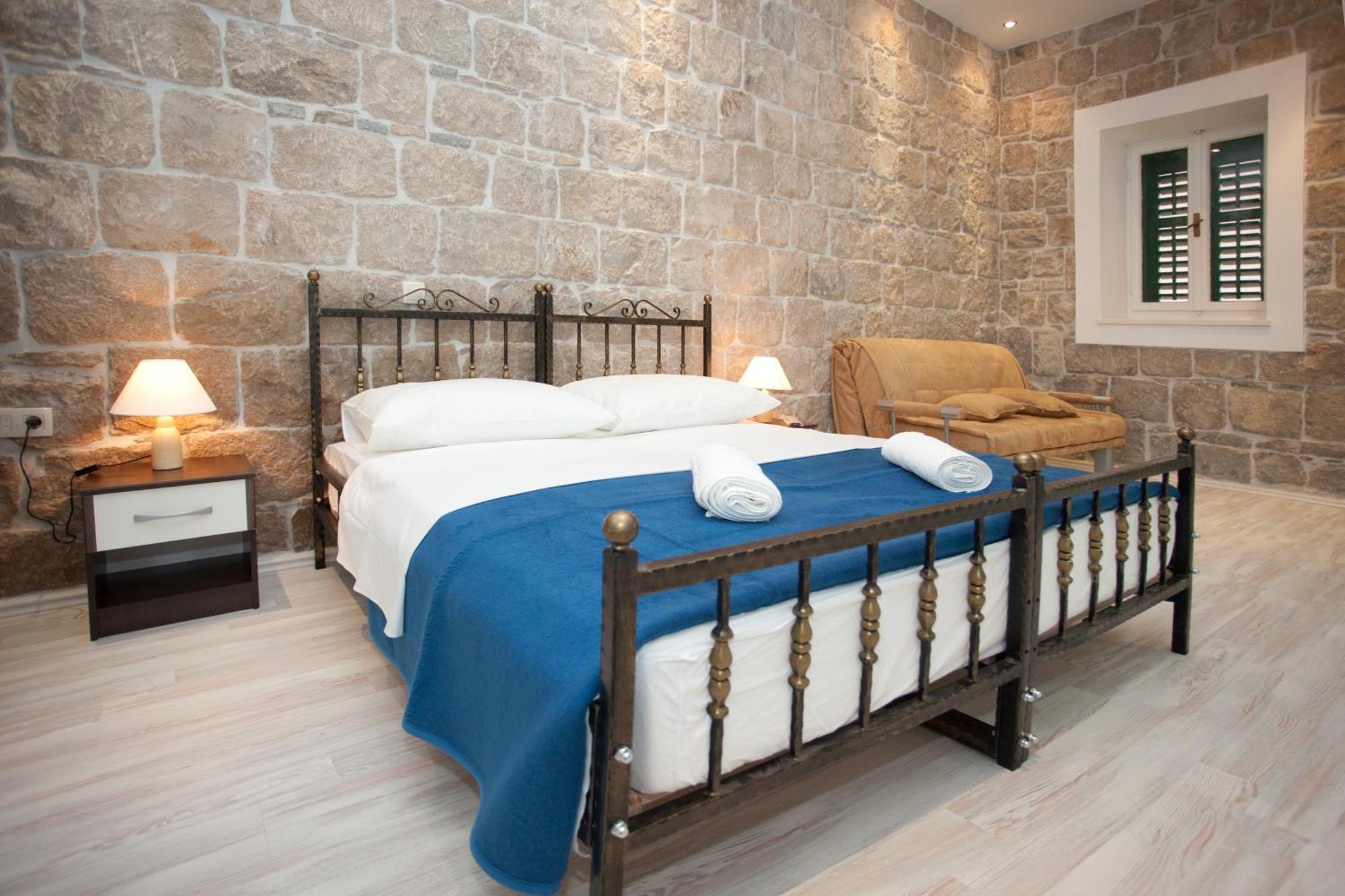 Apartment Galic *