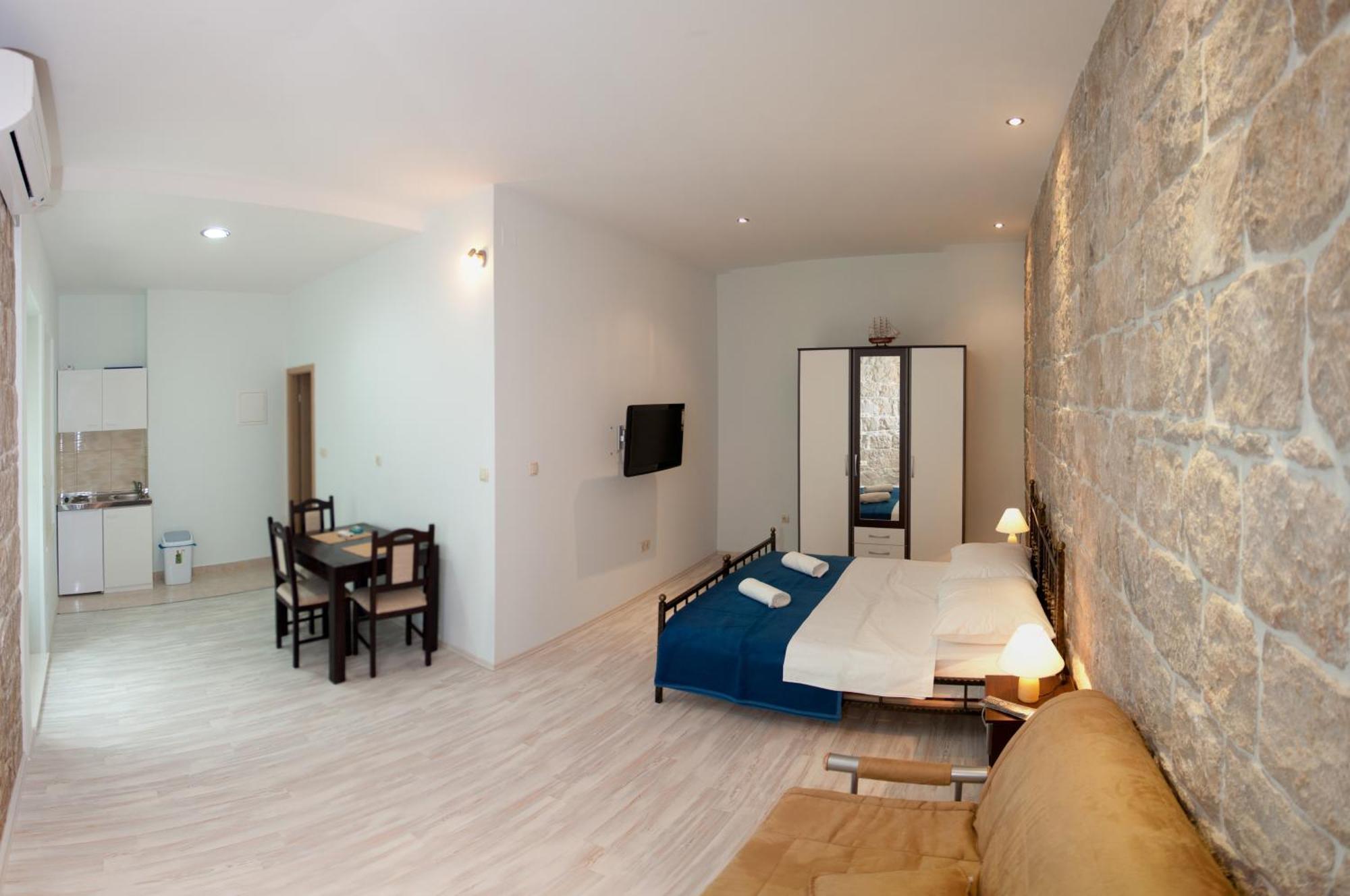 Apartment Galic