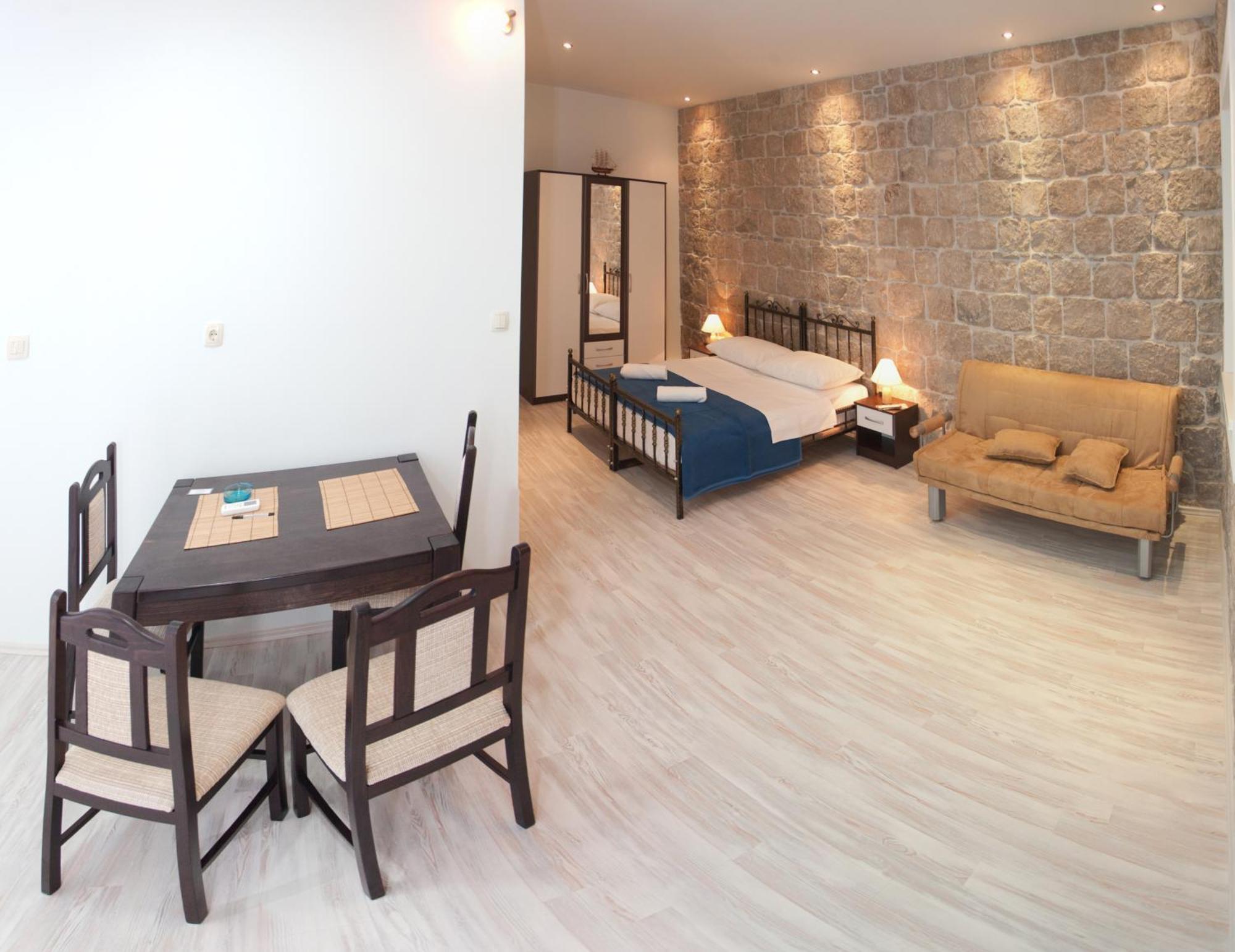 Apartment Galic