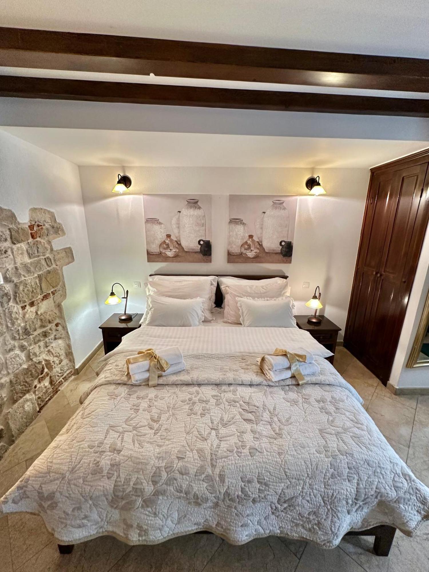 Apartment Diocletian Wine Studio Apartment Split