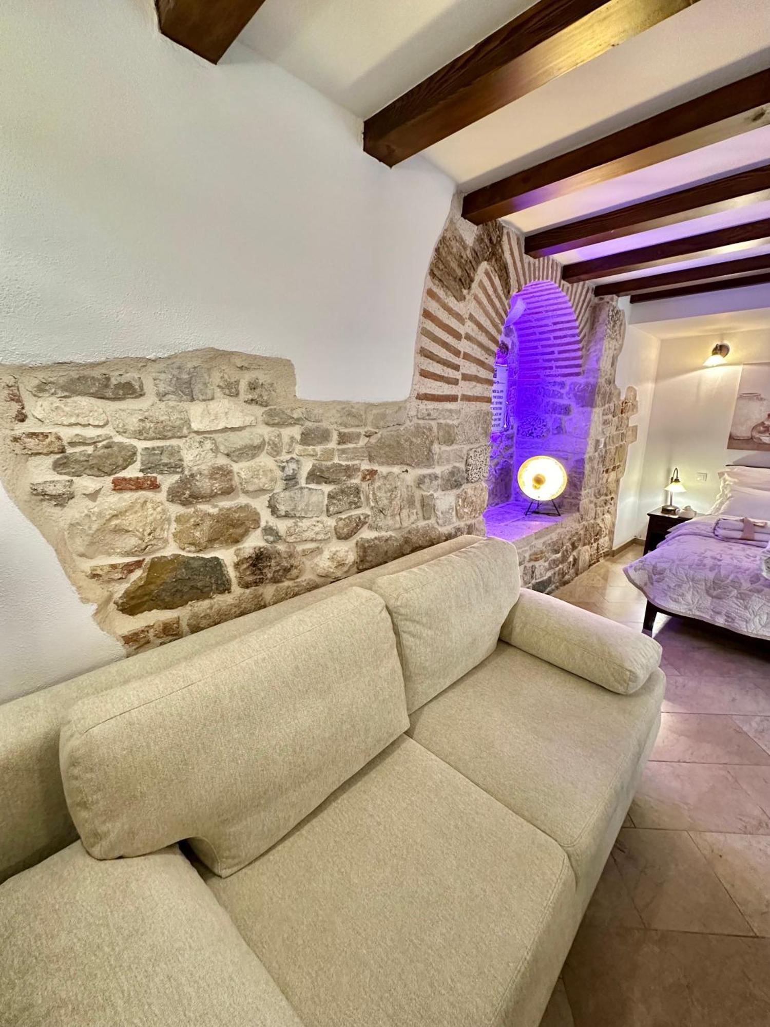 Apartment Diocletian Wine Studio Apartment *