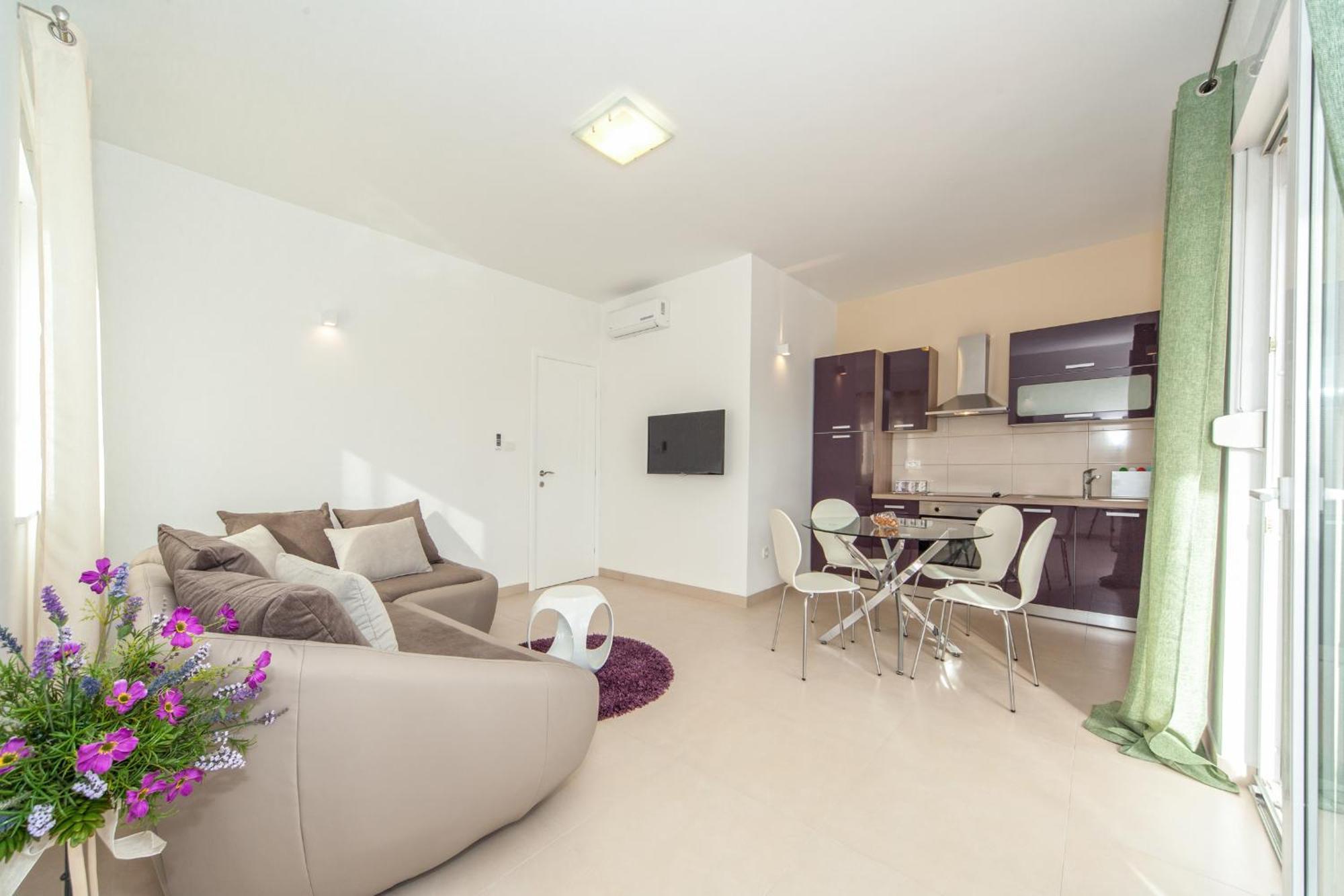 Bed & Breakfast Luxury Apartments Klara