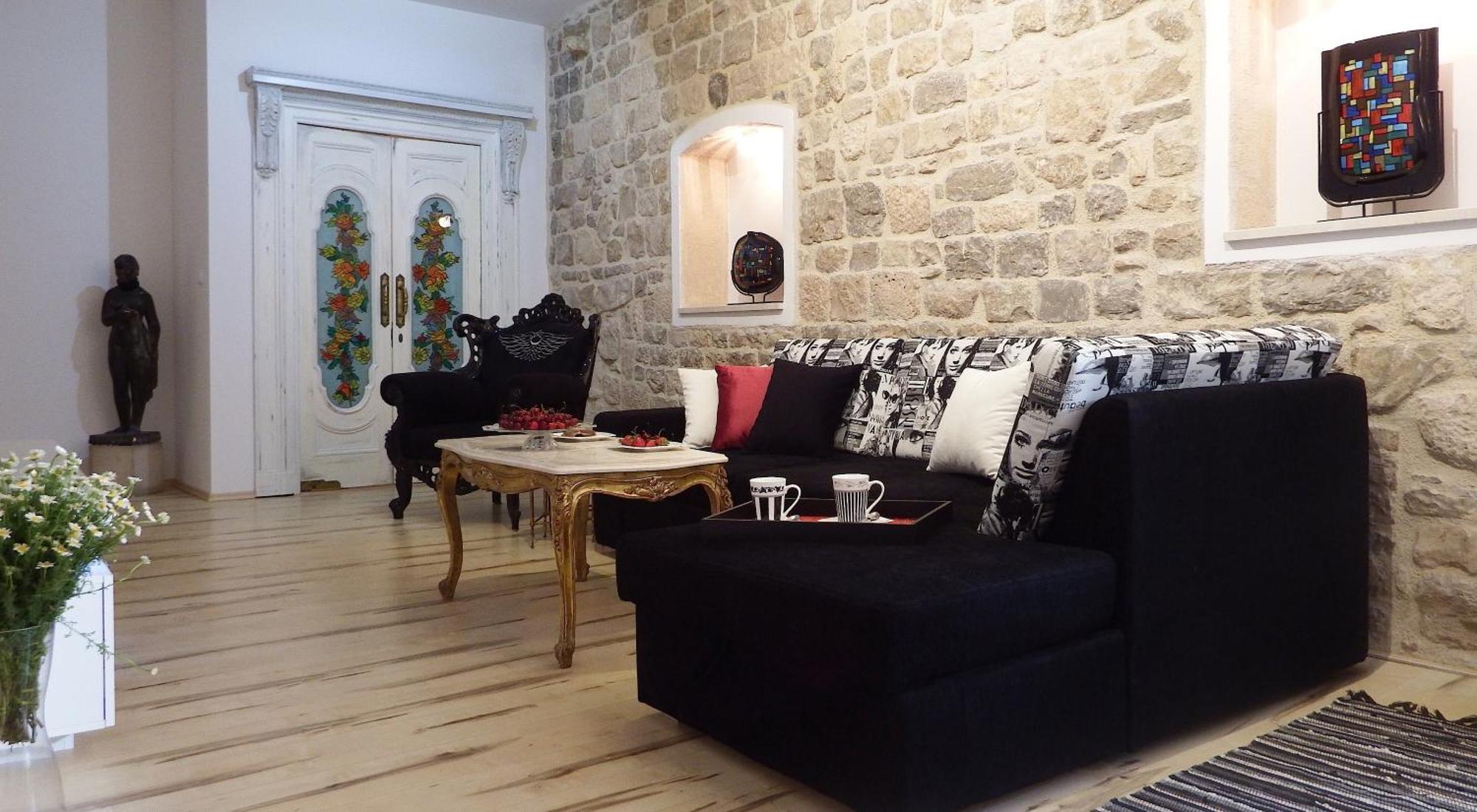 Apartment Papalic Palace Split