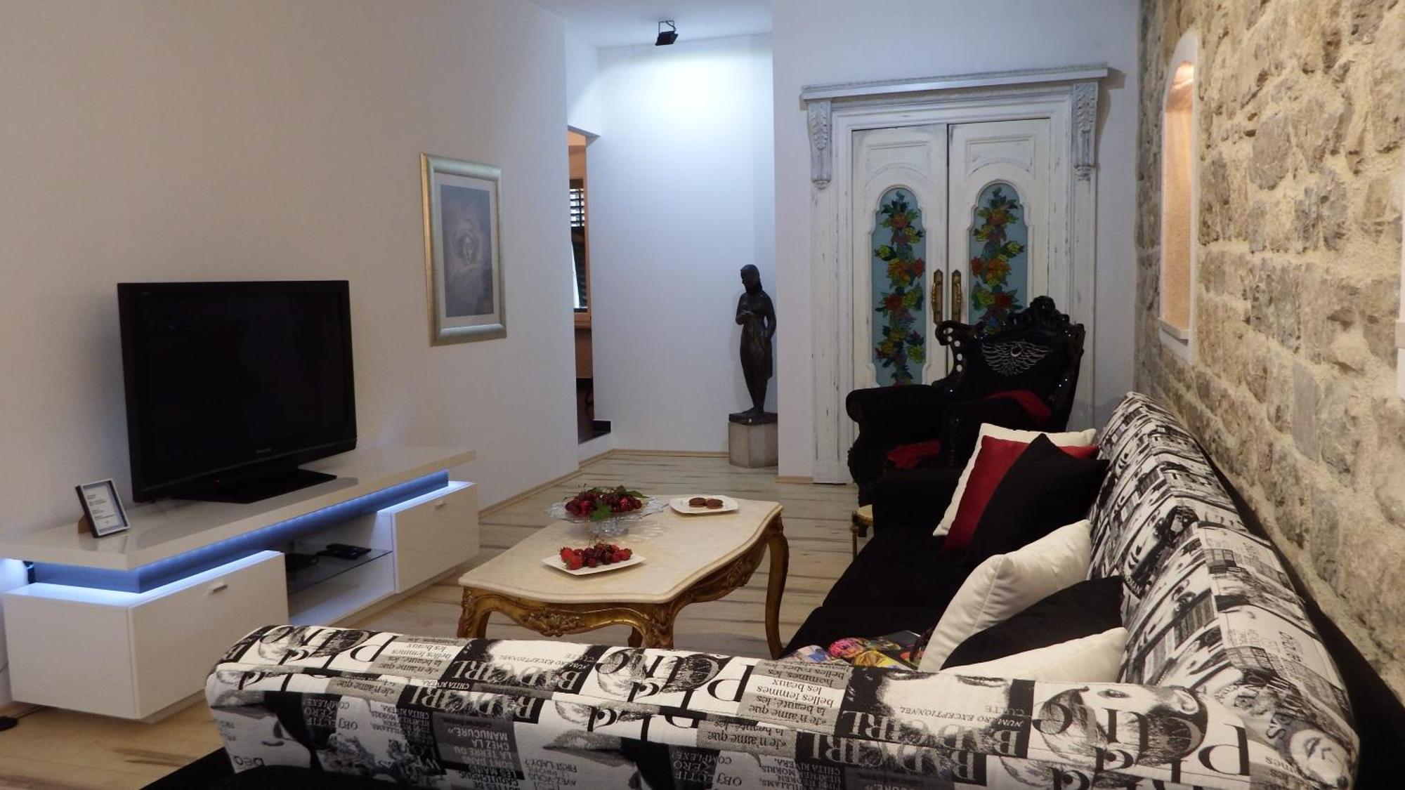 Apartment Papalic Palace *