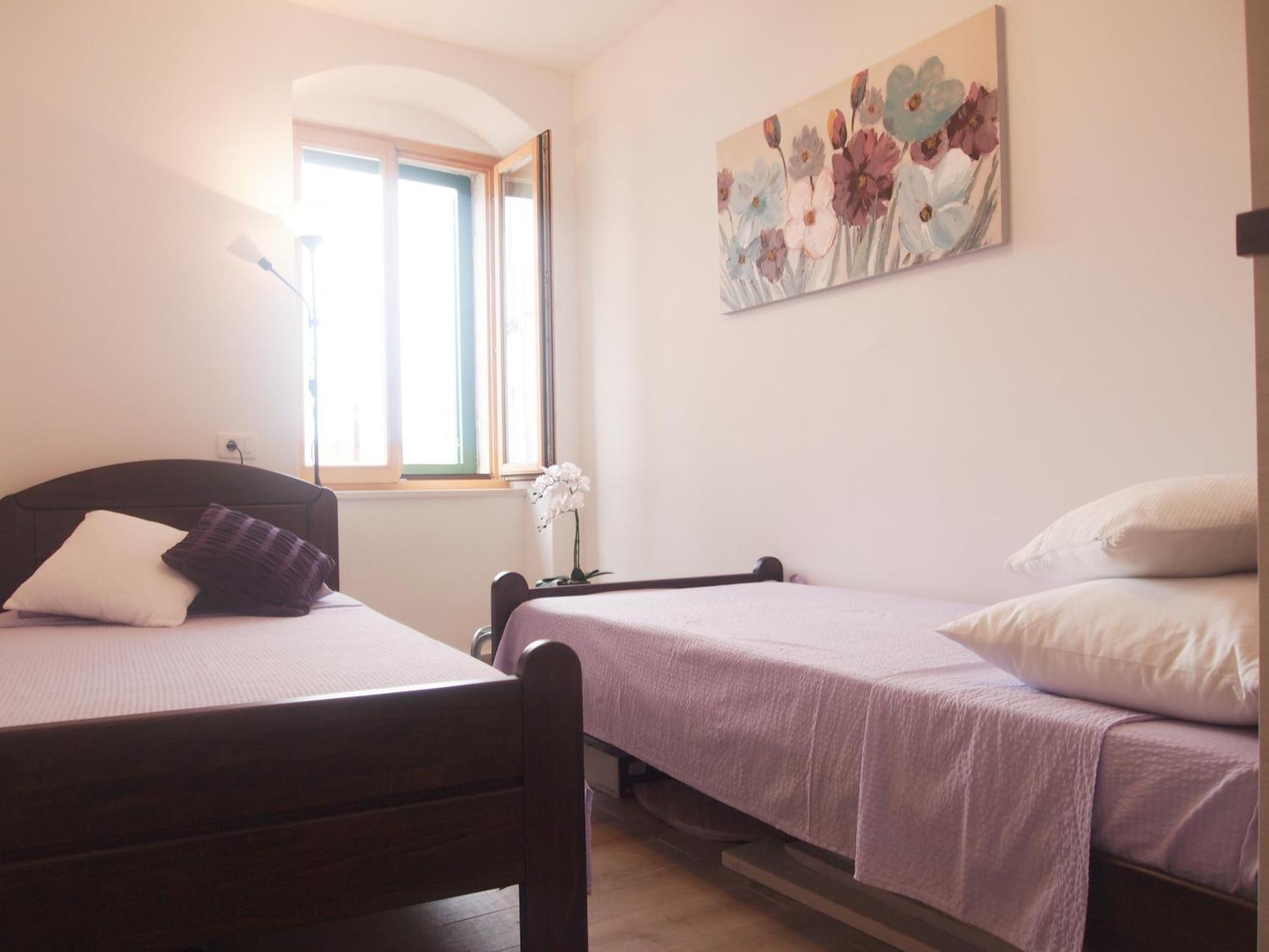 Apartment Charming In The Old Town Split