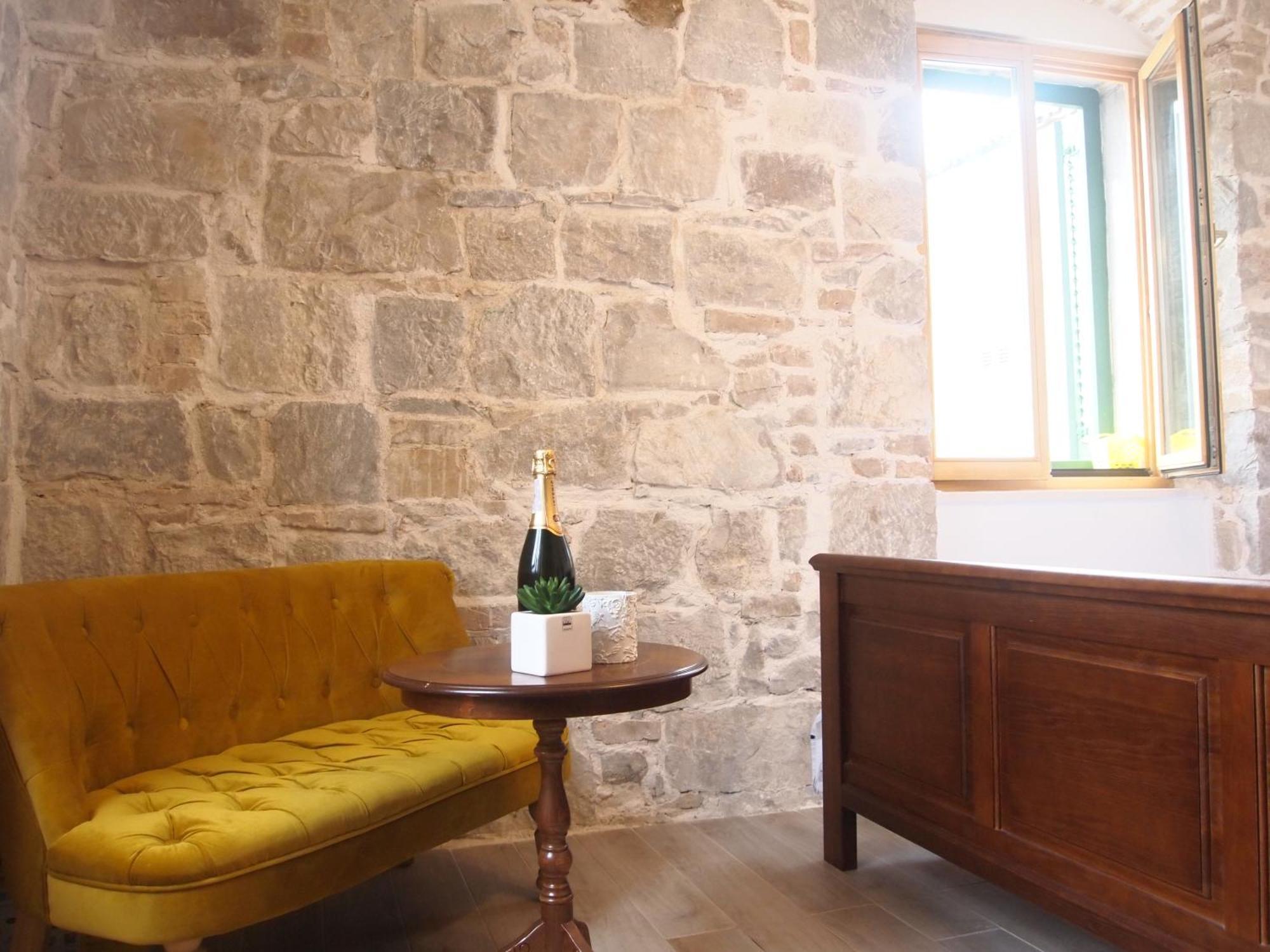 Apartment Charming In The Old Town *