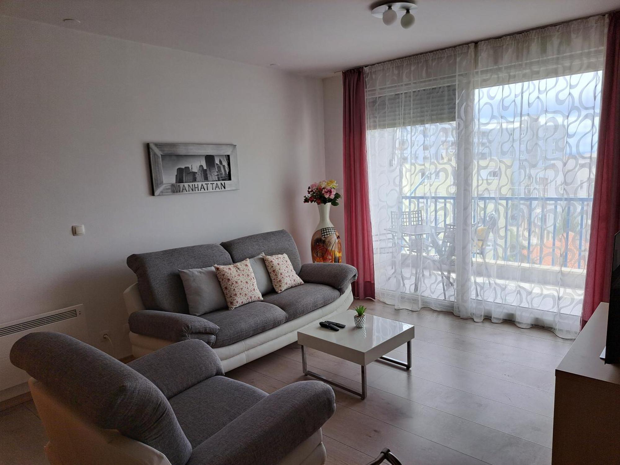 In Split, Near The Old Town, Three Rooms, Balcony, Garage Split