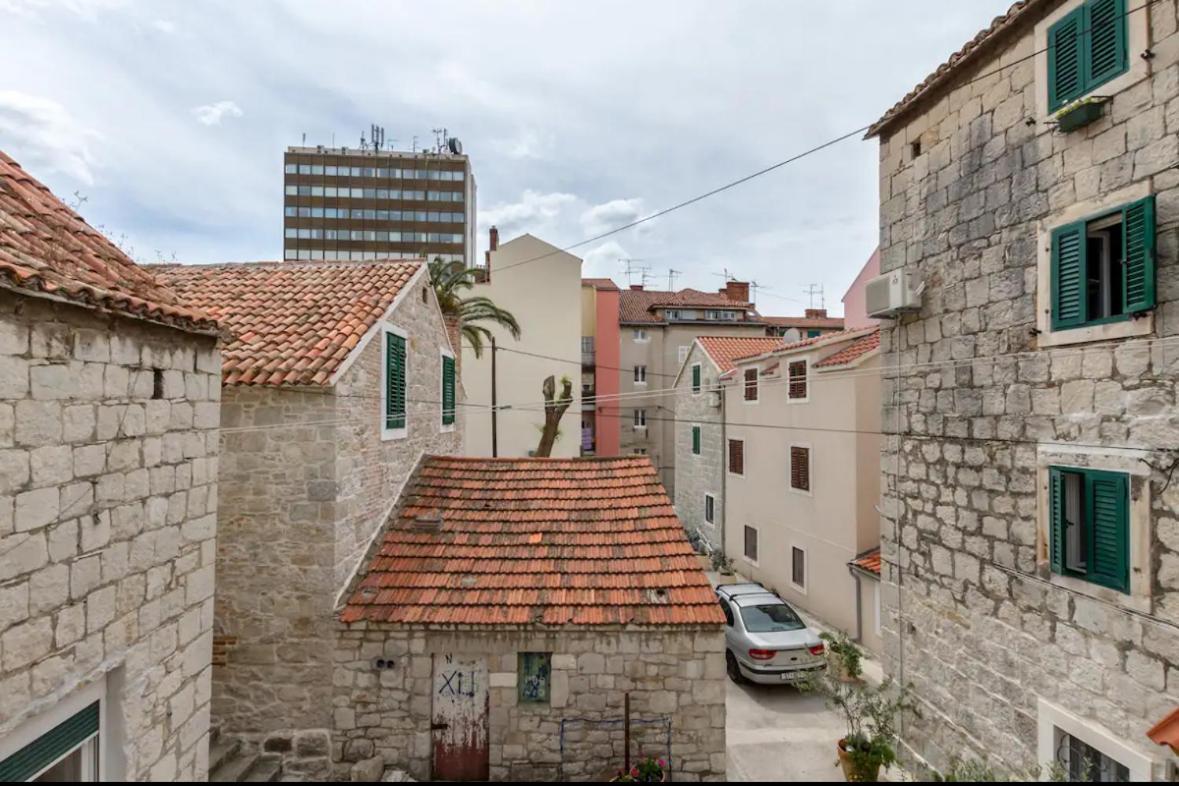 Apartman New!!! Deluxe Dino In The Old Town Of