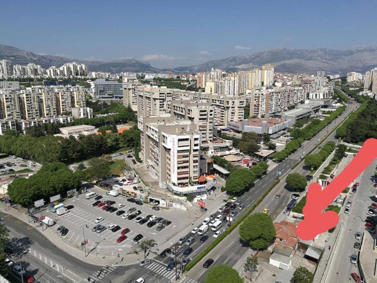 Near Trstenik With Secure Parking Split