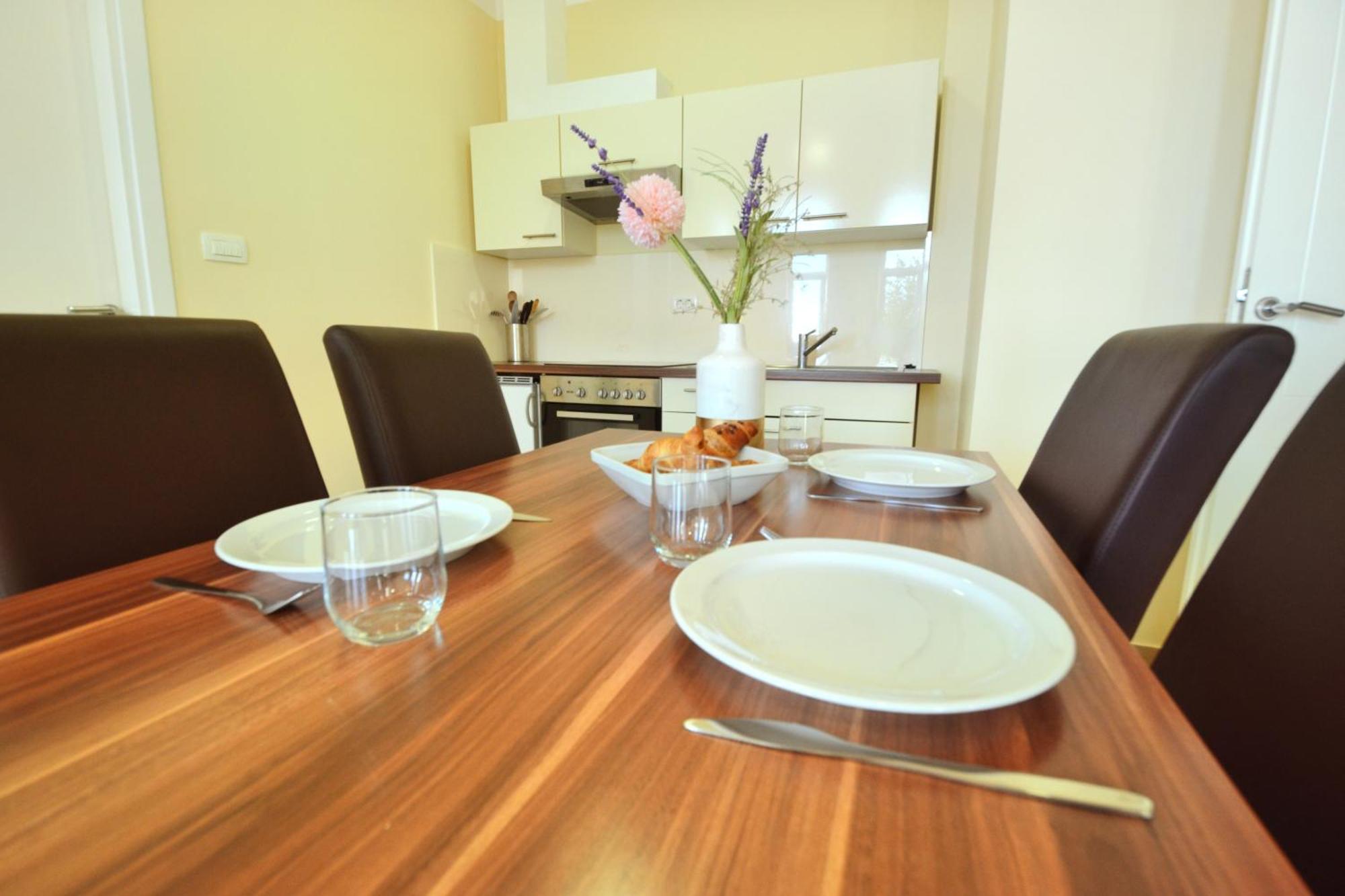 Apartment Apartments Villa Pjer