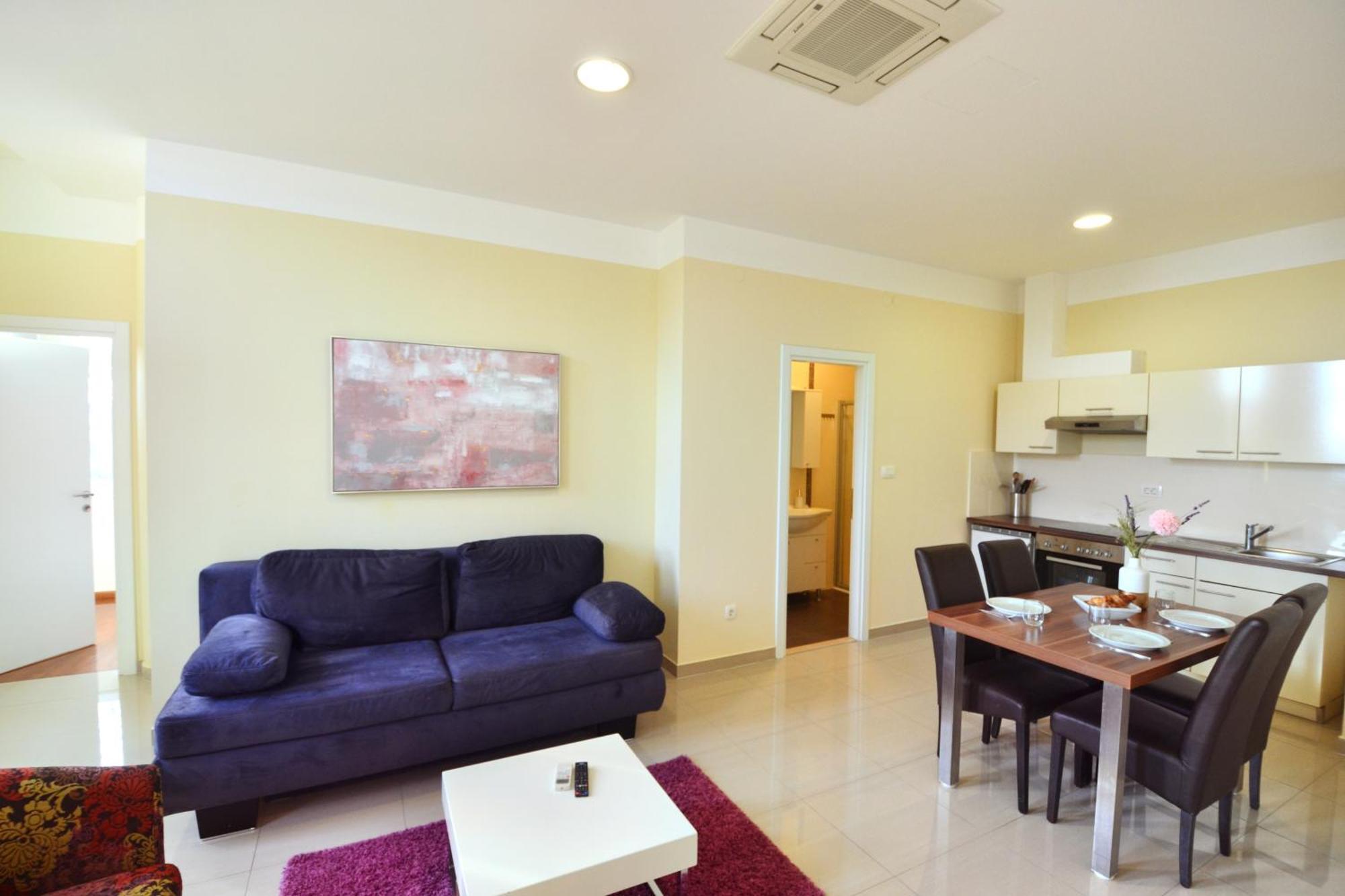 Apartments Villa Pjer Split