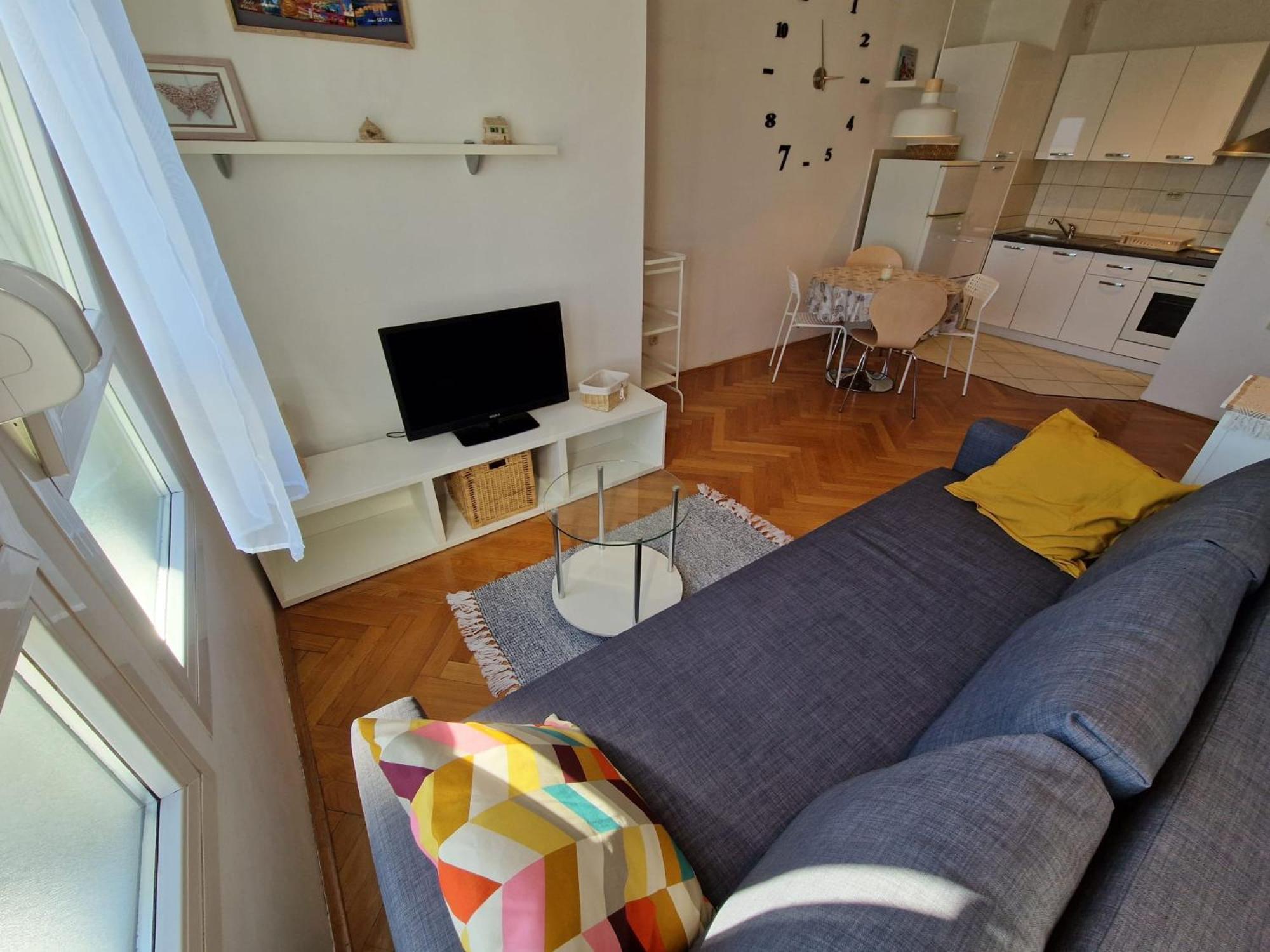Ivan Apartment *