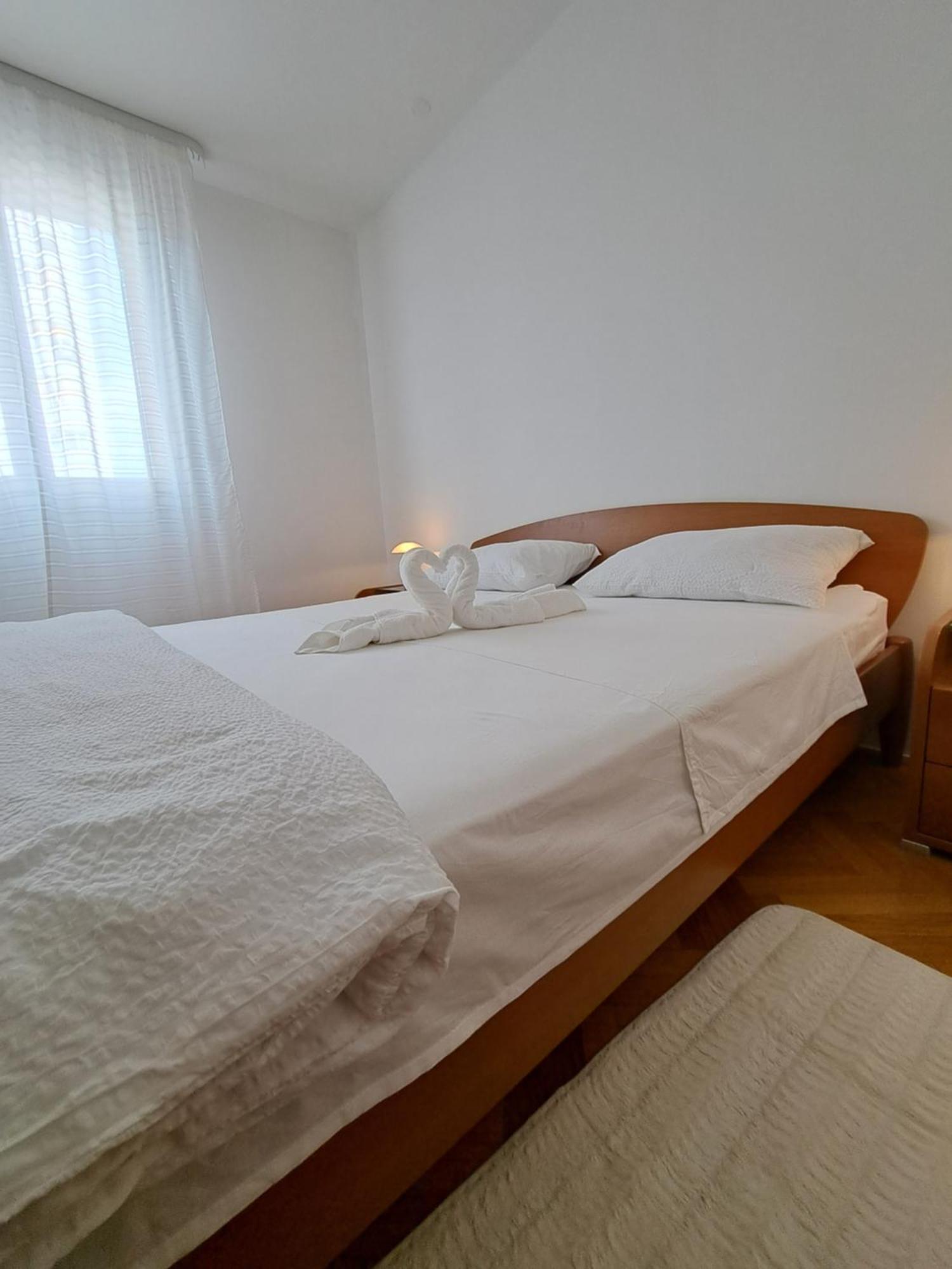 In Split, Near The Old Town, Three Rooms, Balcony, Garage * Split