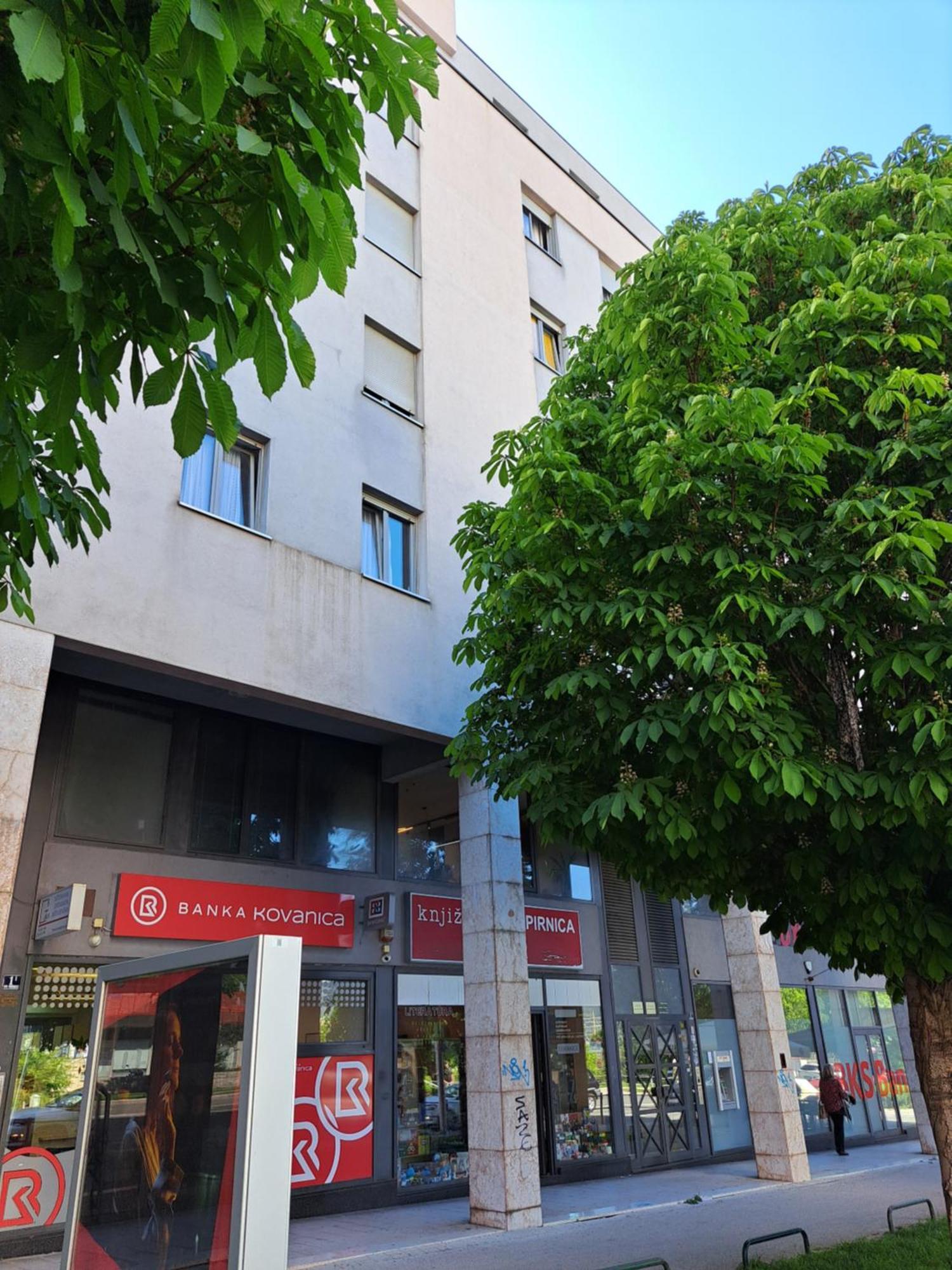 Apartment In Split, Near The Old Town, Three Rooms, Balcony, Garage Split