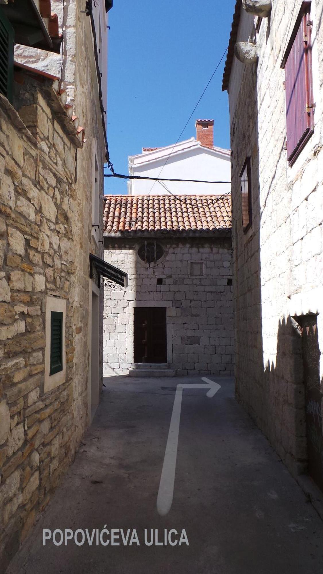 Taida Split
