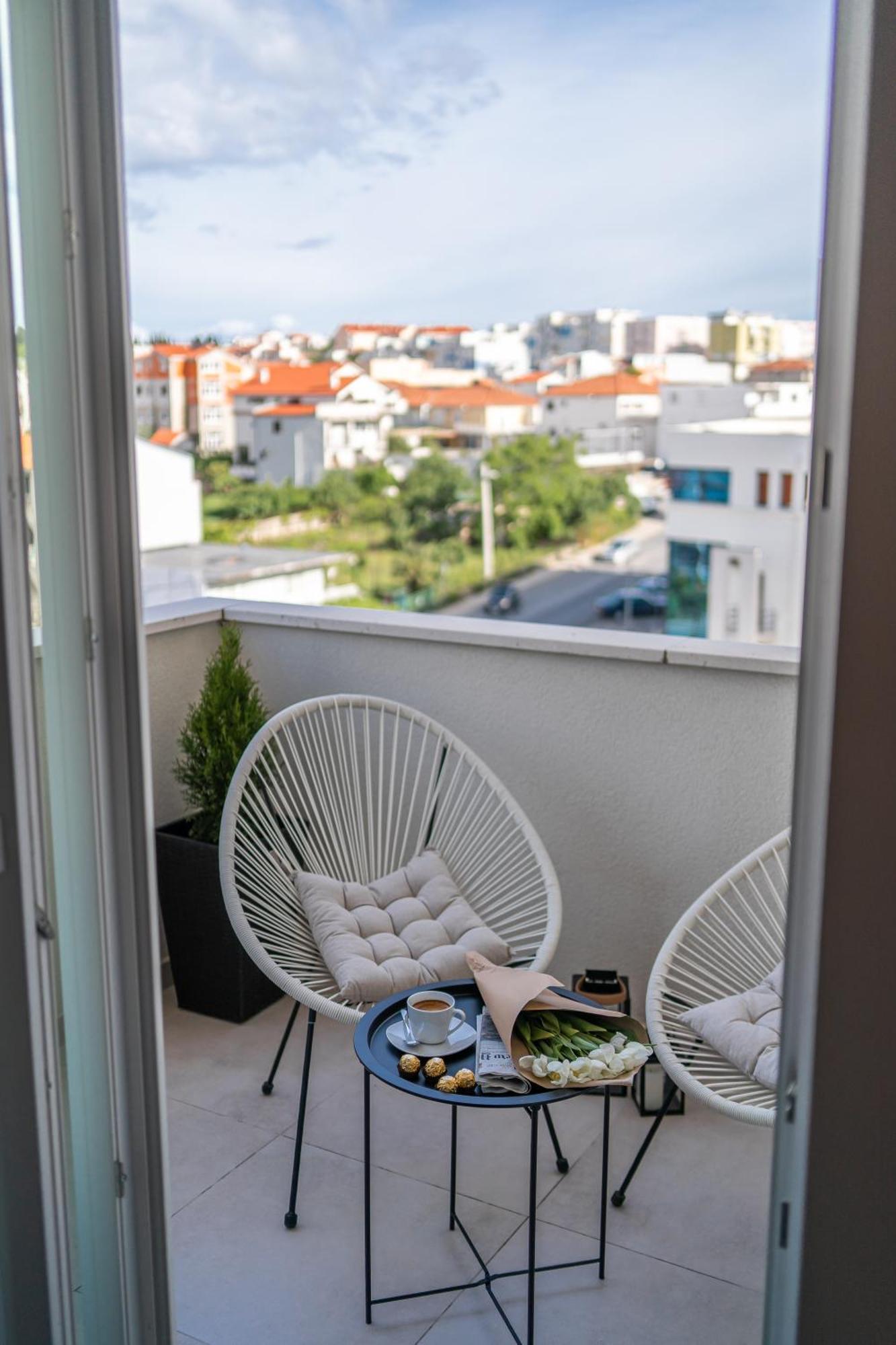 Natali Apartment *