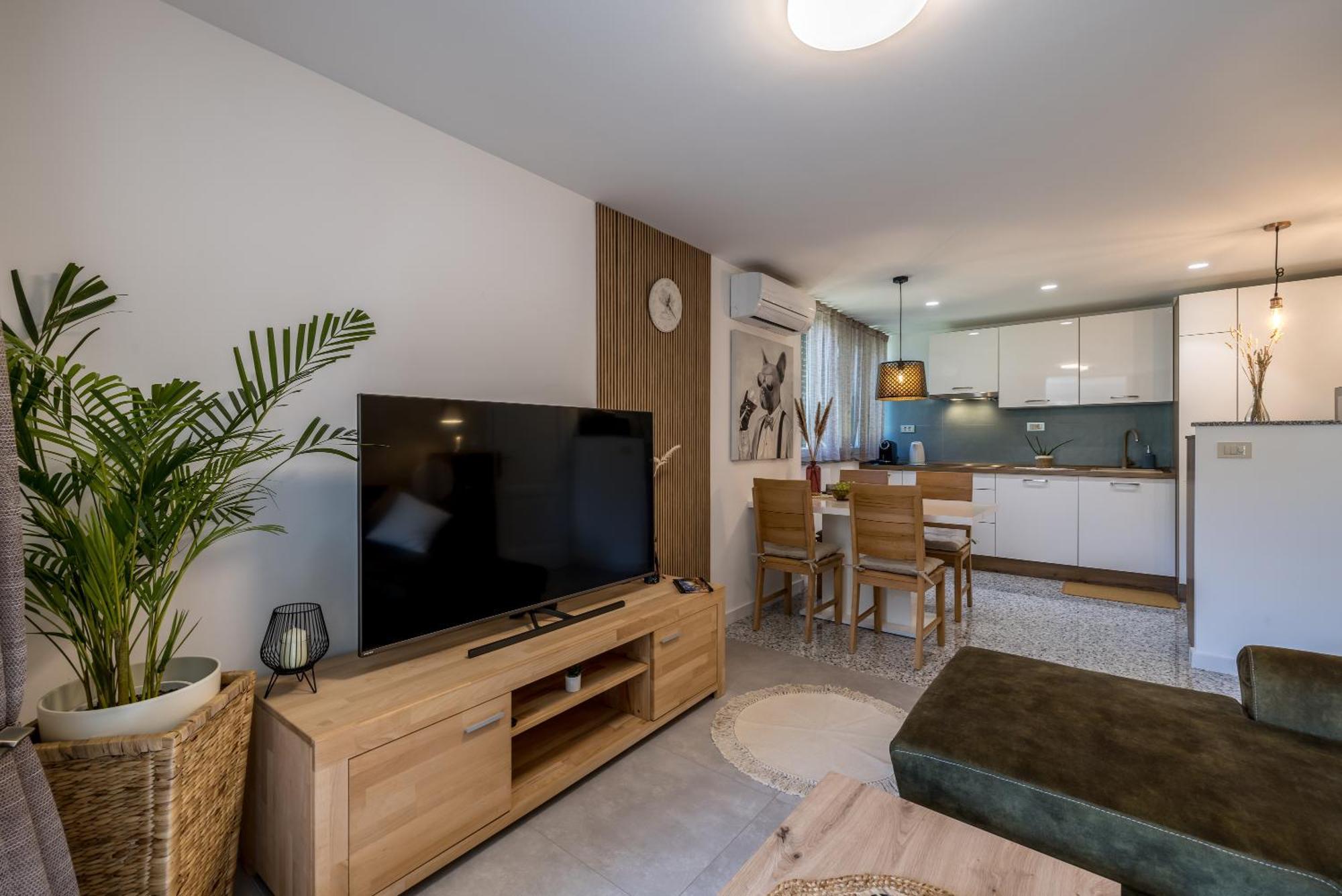 Olive Shade - Near The Beach Apartment