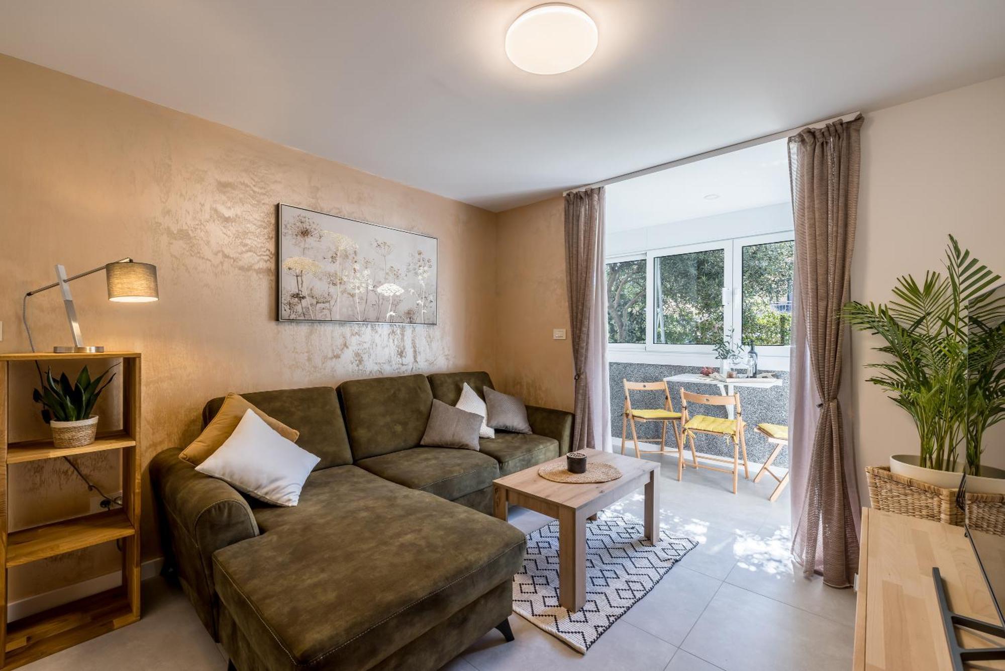 Olive Shade - Near The Beach Apartment