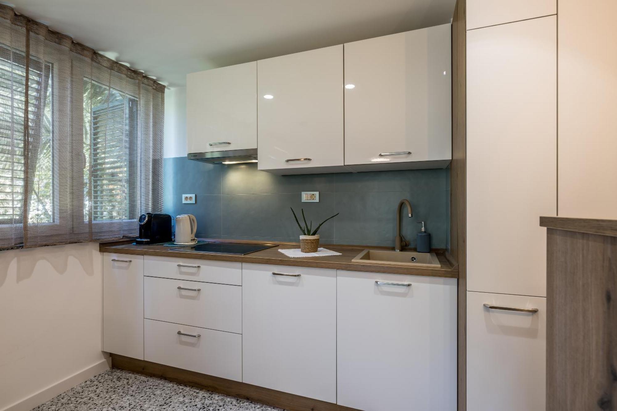 Olive Shade - Near The Beach Apartment