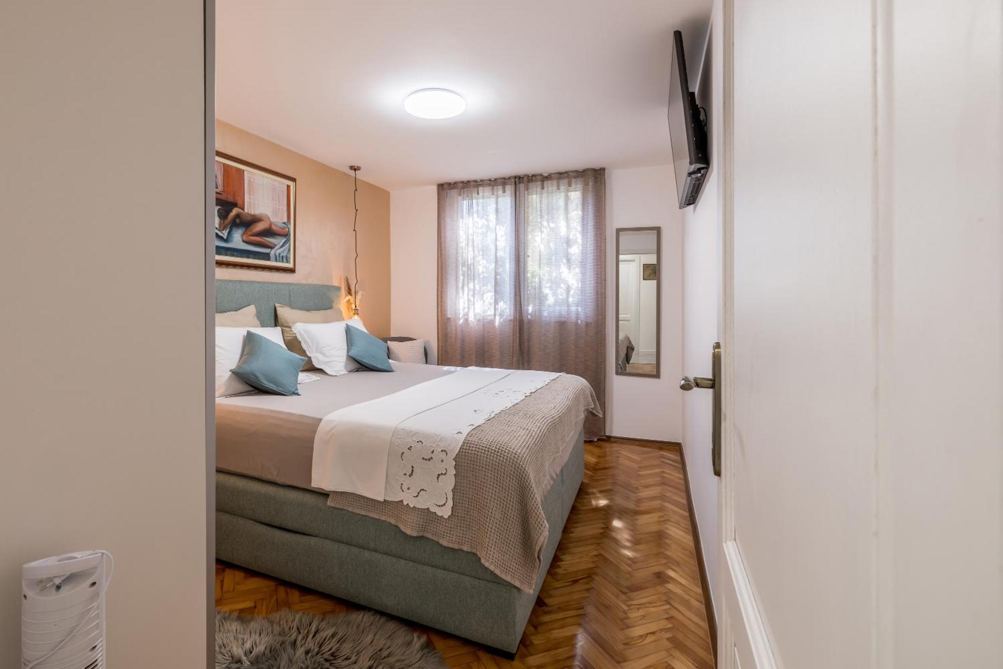 Apartment Olive Shade - Near The Beach Split