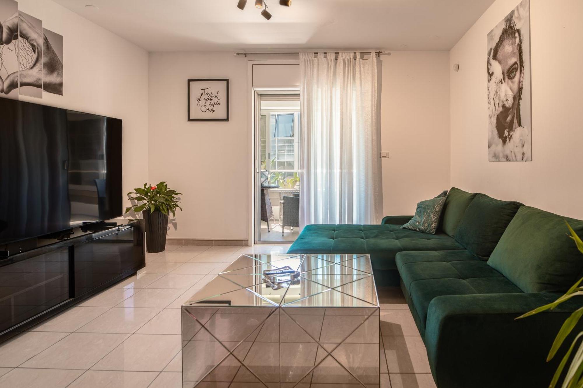 Chic & Fabulous Iris+free Garage Appartement *