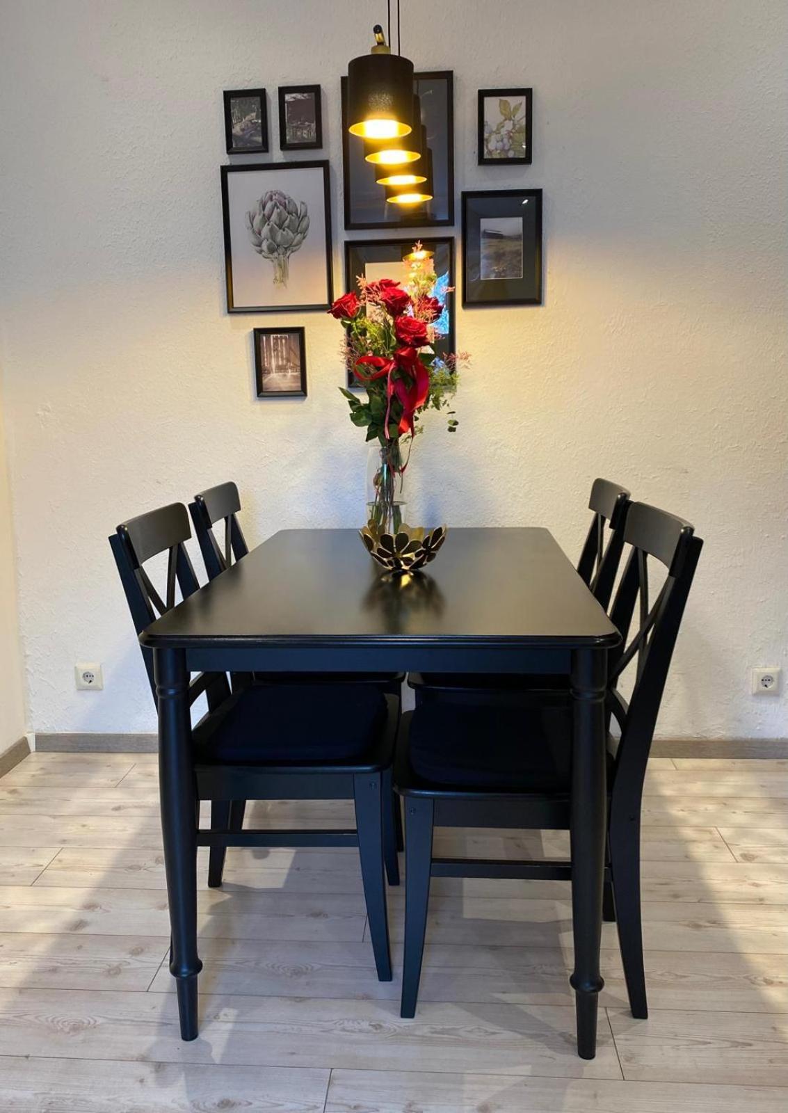 George Apartment, Renovated 2024, Downtown Apartment