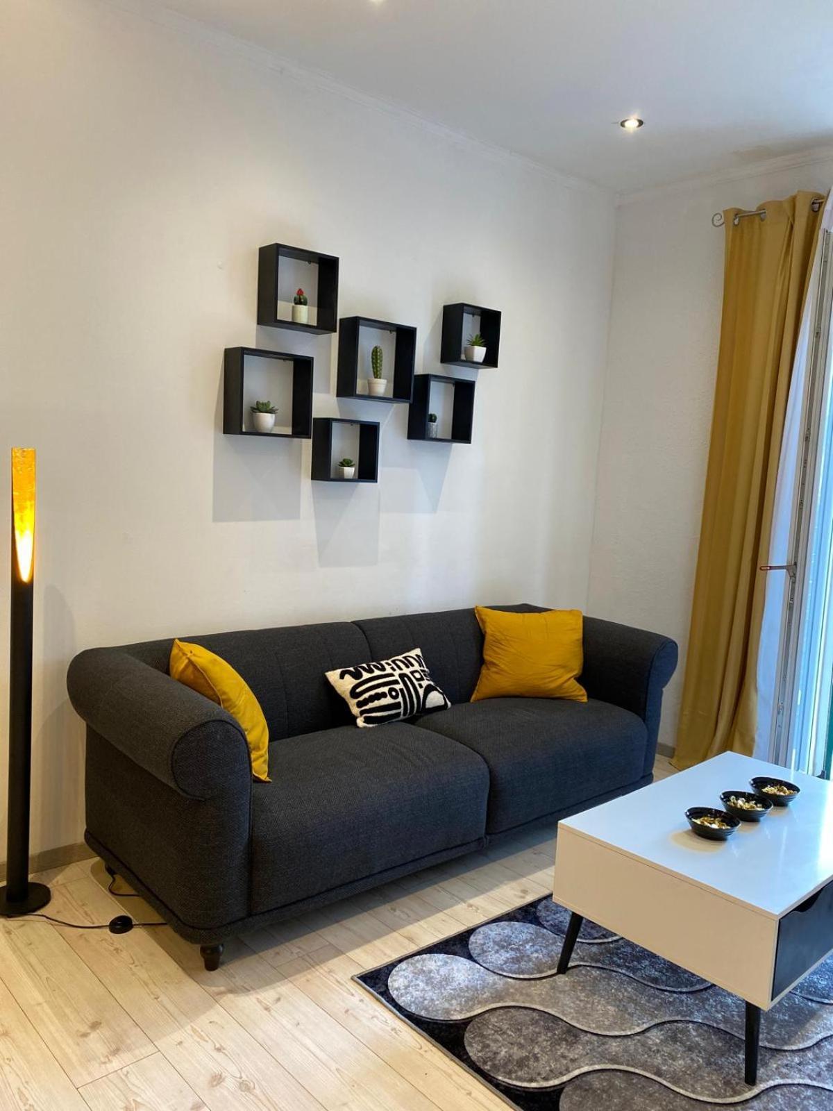 Apartment George Apartment, Renovated 2024, Downtown Split
