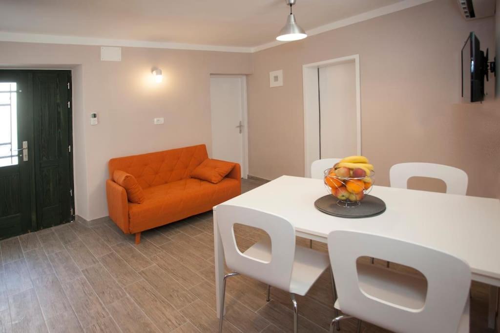 Apartment Brand New Damir In Center