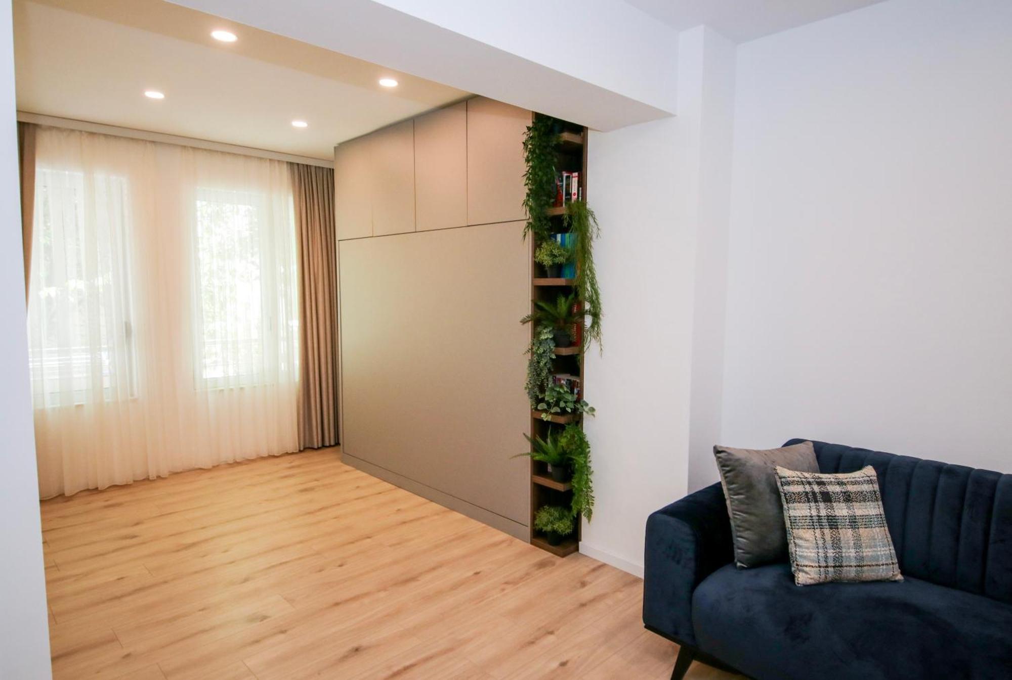 Invero 2 Apartment Split