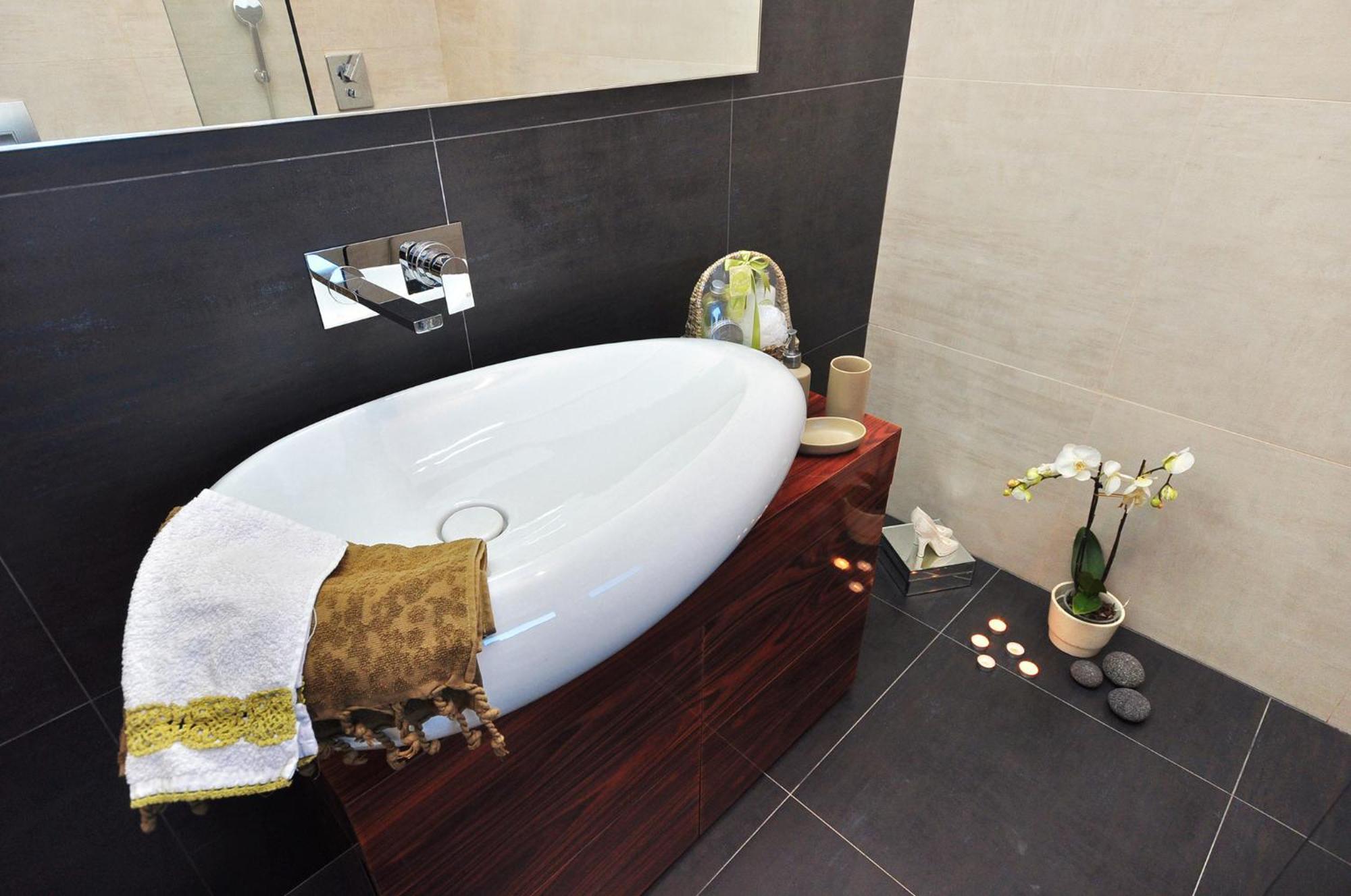 Luxury Luminosa
