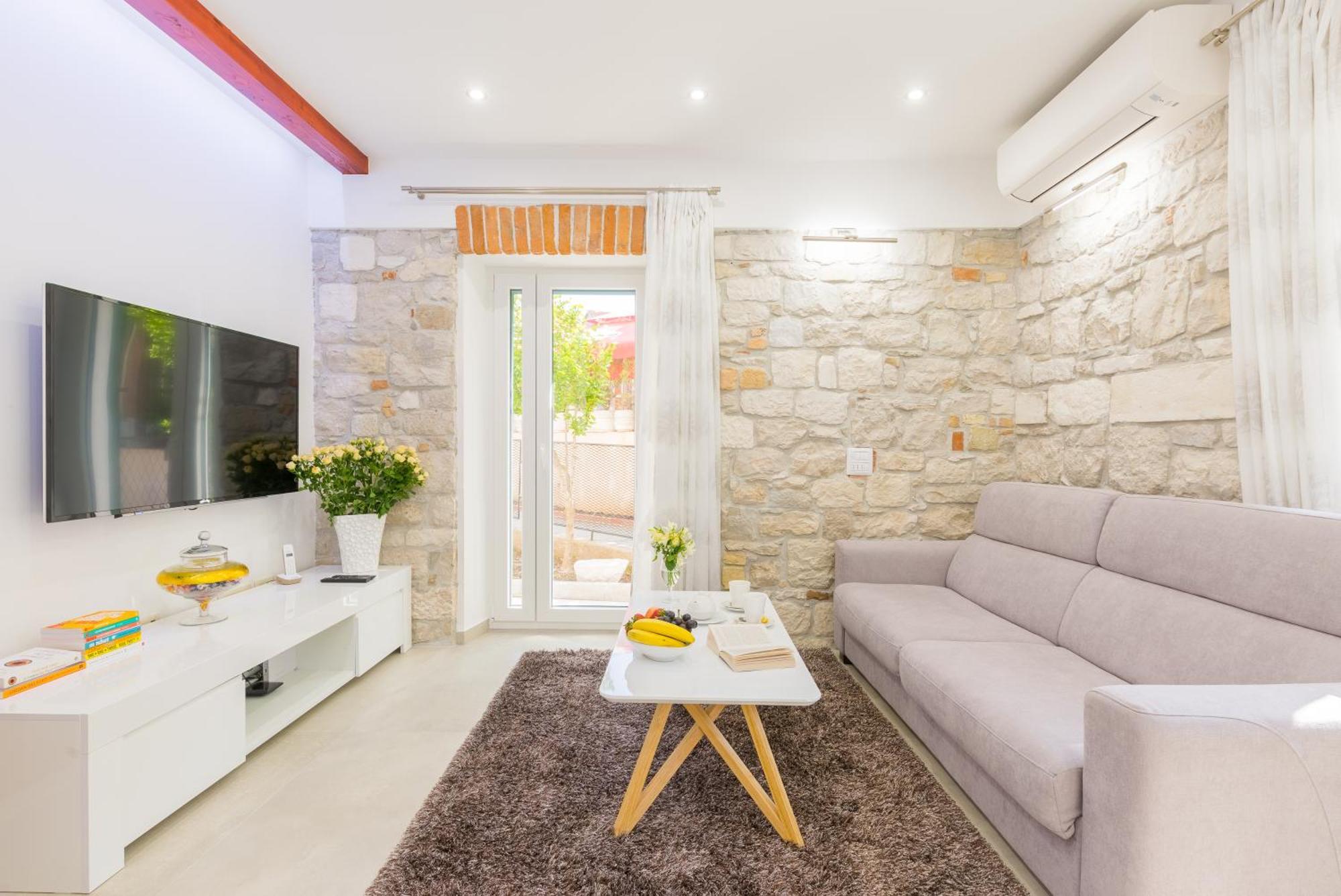 Grgur Apartment *