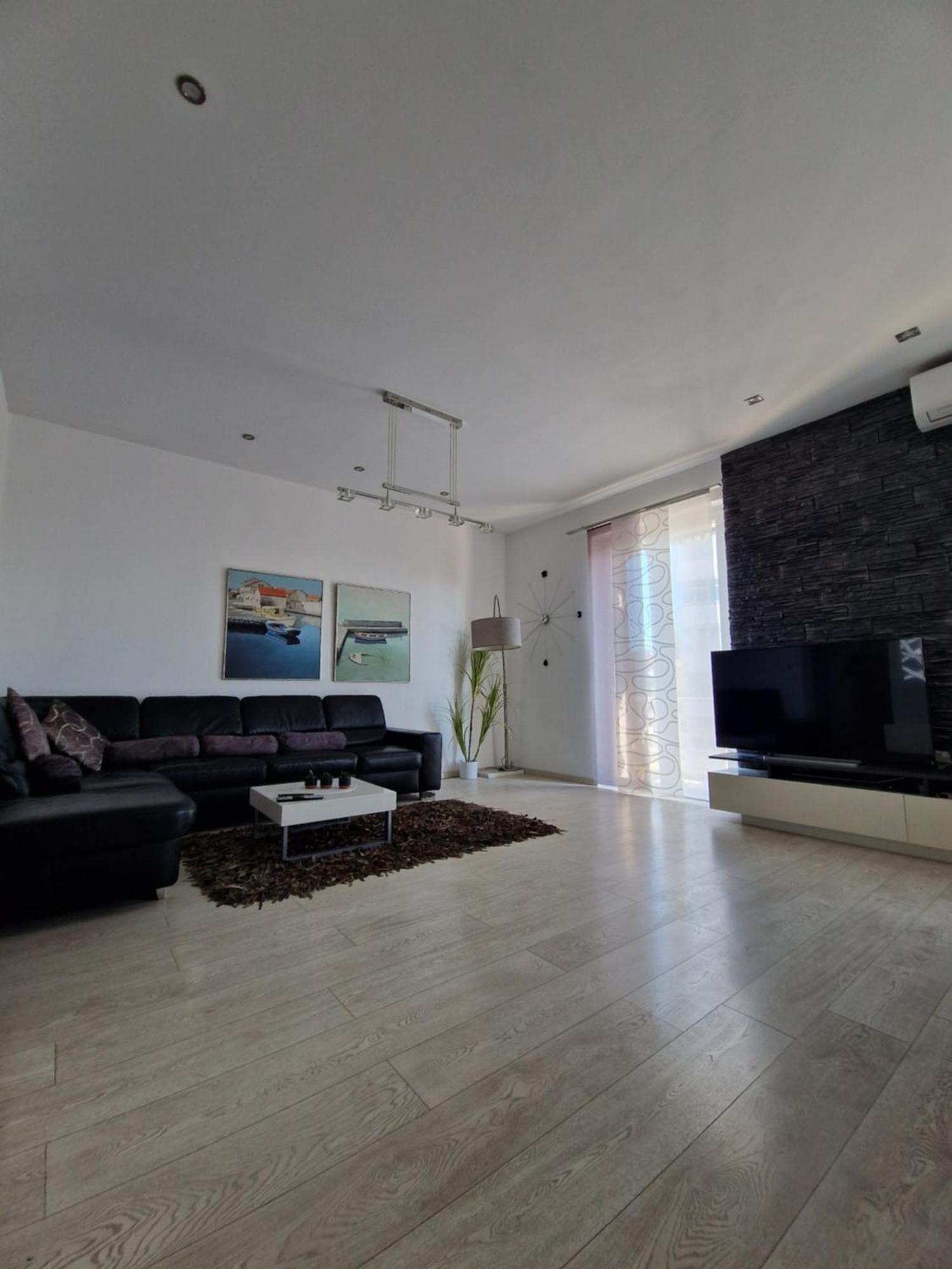 Apartment Modern For 2 In The Center Of The Town