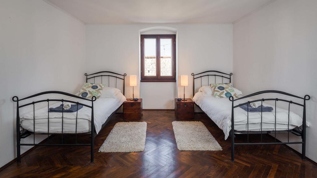 Apartment Palace Split
