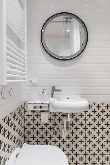 Luxury Marijeta, Sea View, Free Parking Apartment Split