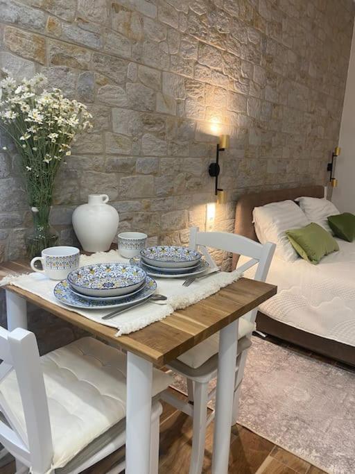 Apartment Diokletian's Golden Nest *