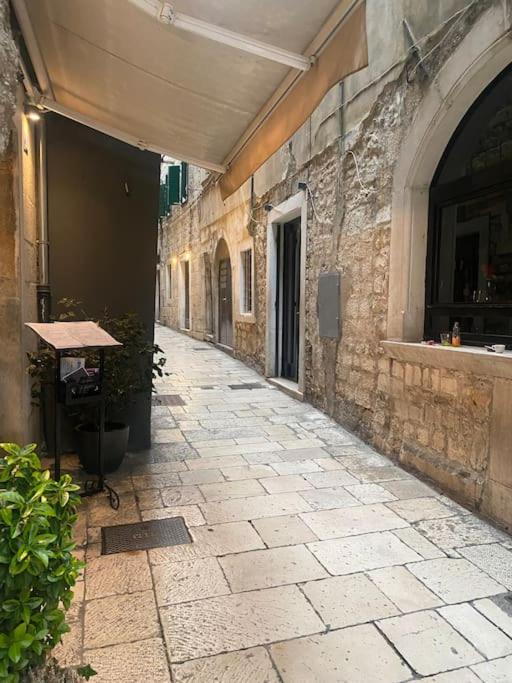 Apartment Diokletian's Golden Nest Split