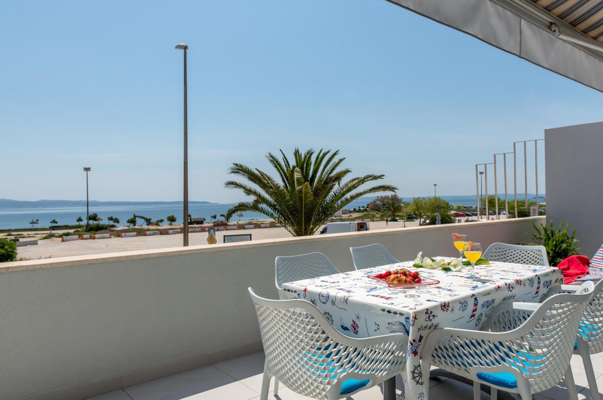 Beachfront Znjan * Split