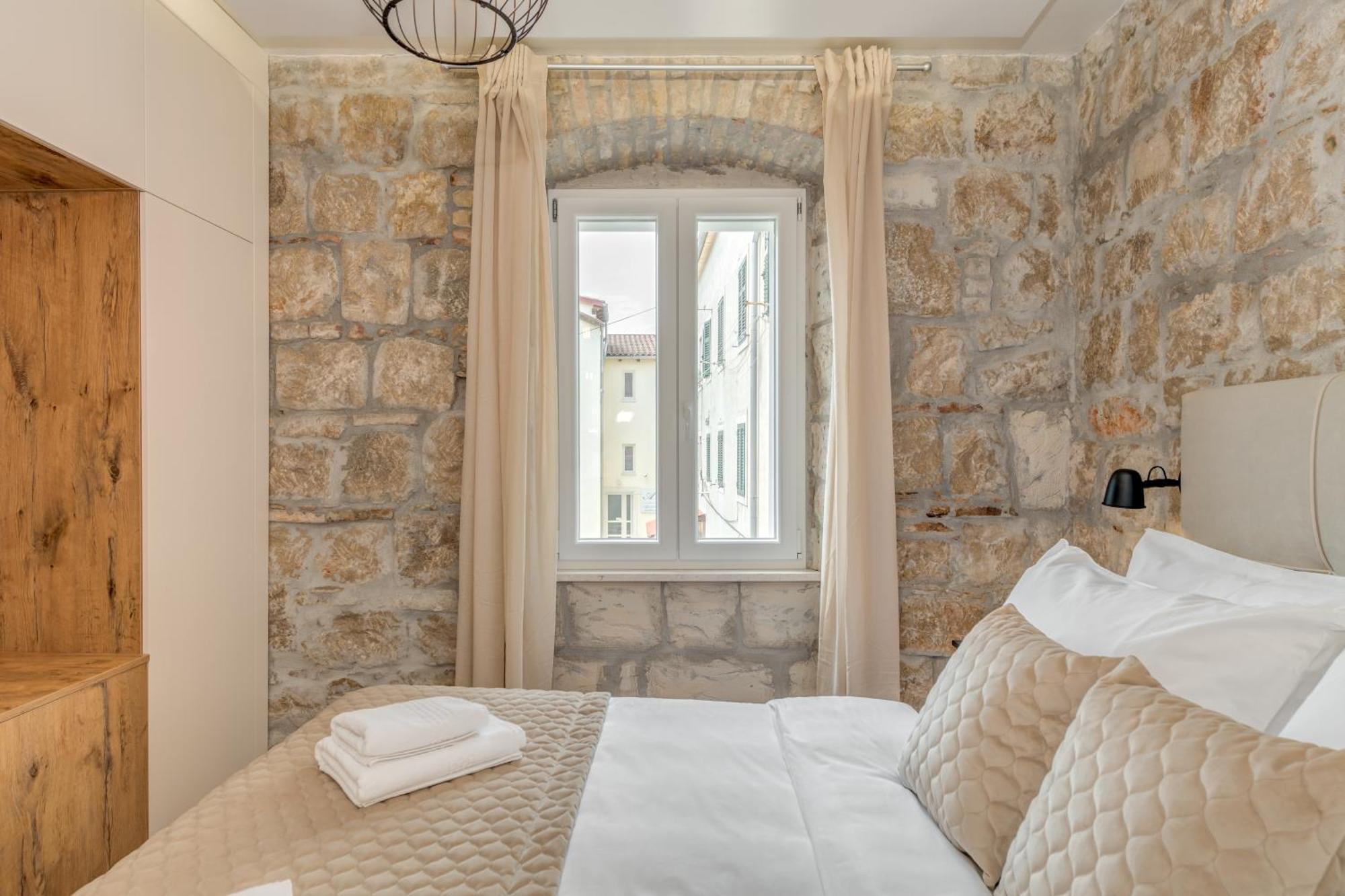 Inmotion Luxury Apartment *