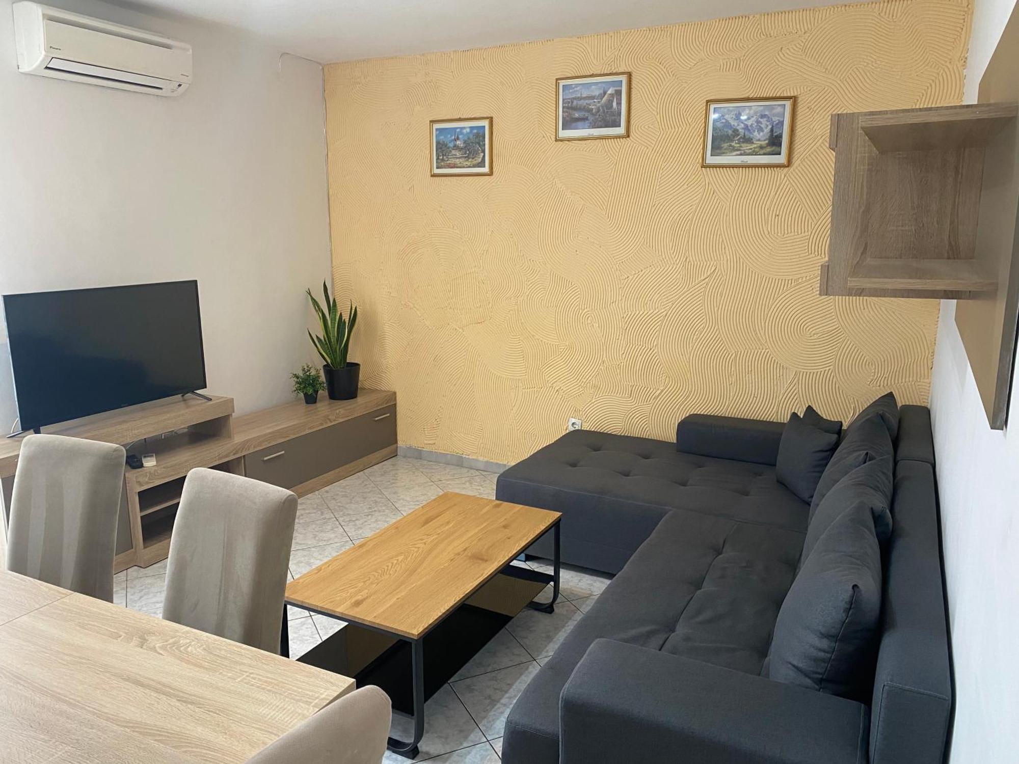 Olive Apartment *