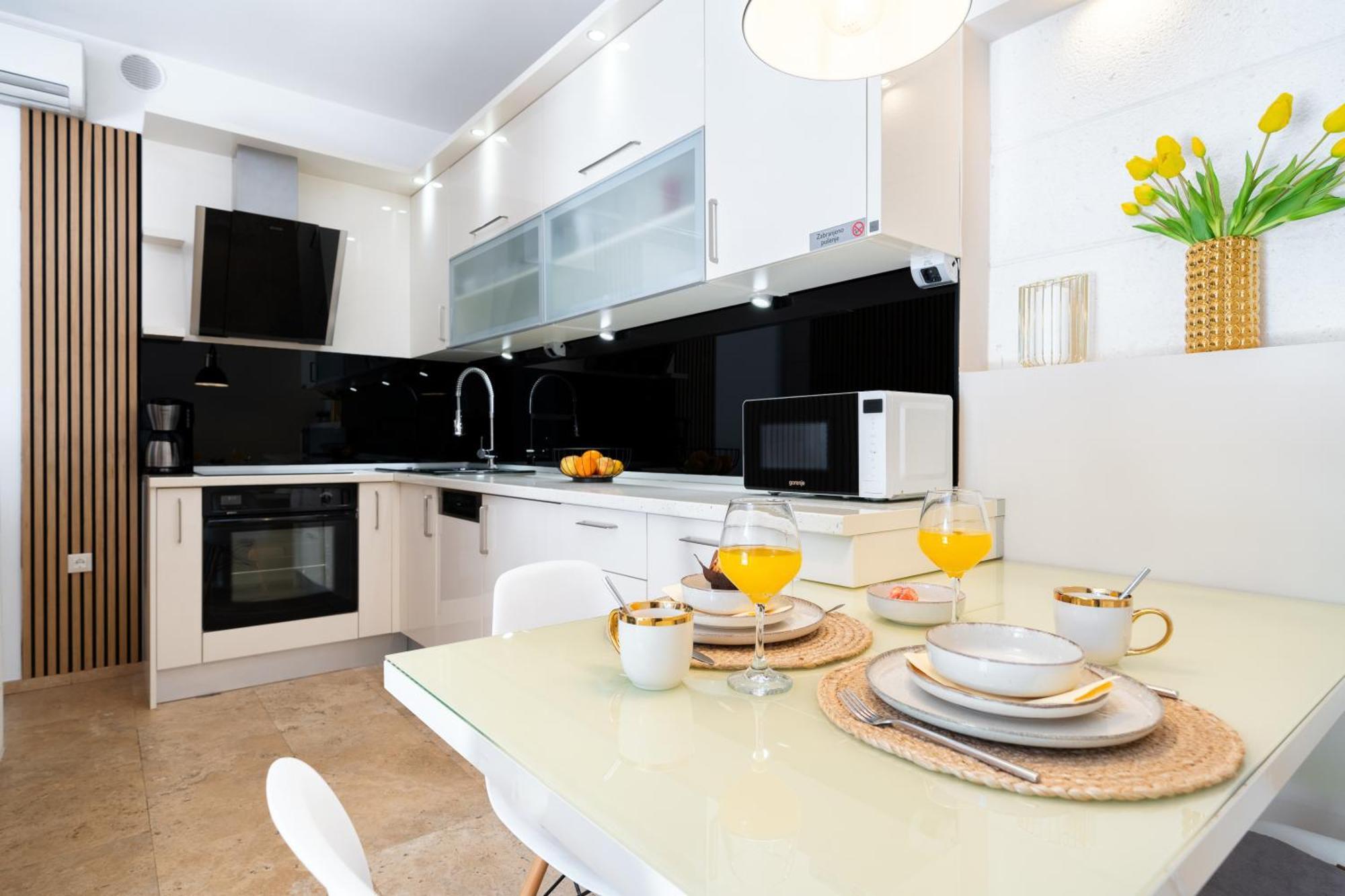 Apartment Premium Alba Rosa Split