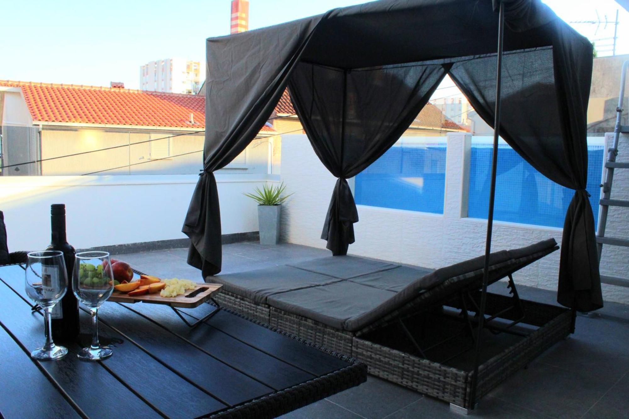 Luxury Maestral - Private Pool Apartment